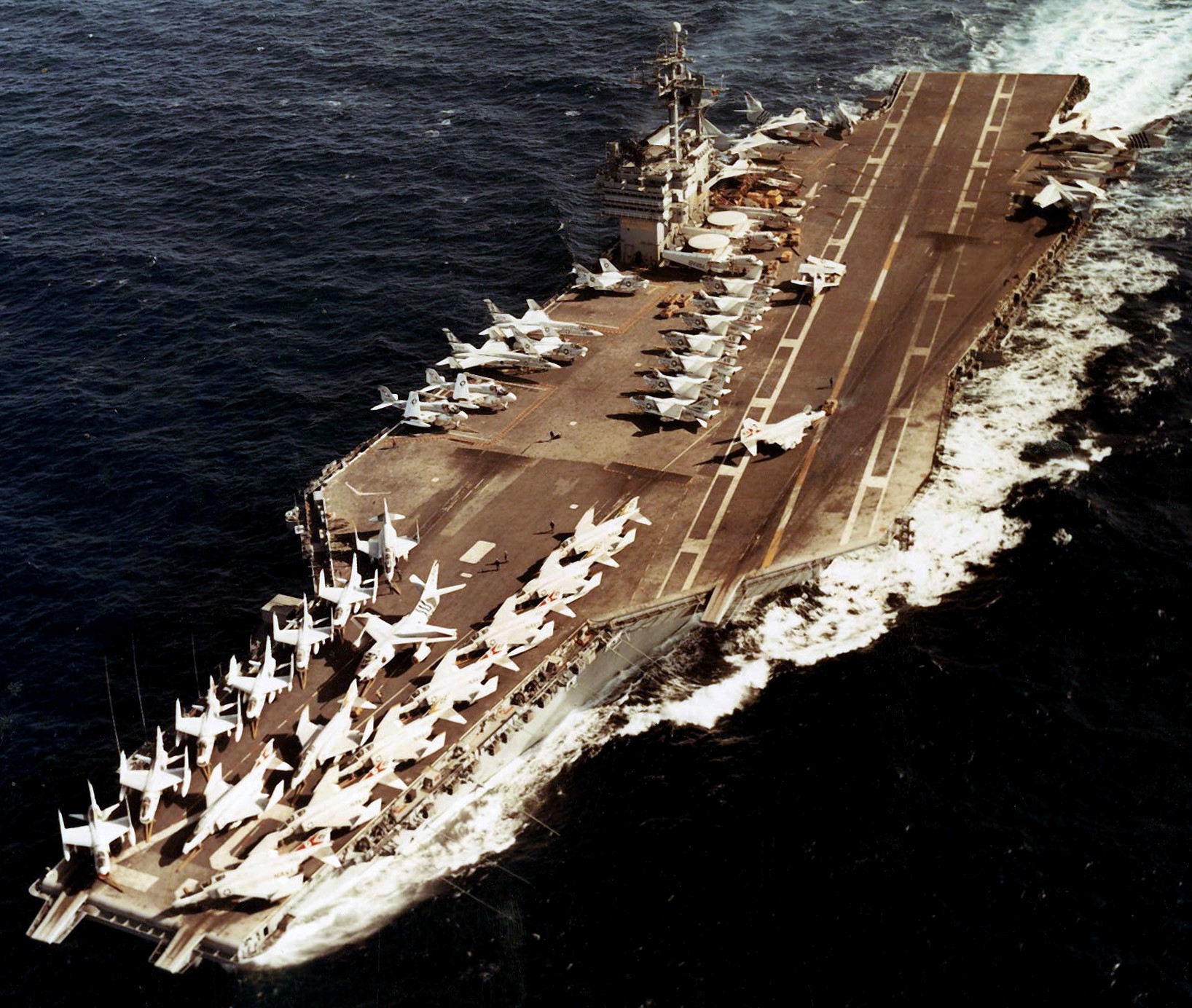 cv.67 uss john f. kennedy aircraft carrier