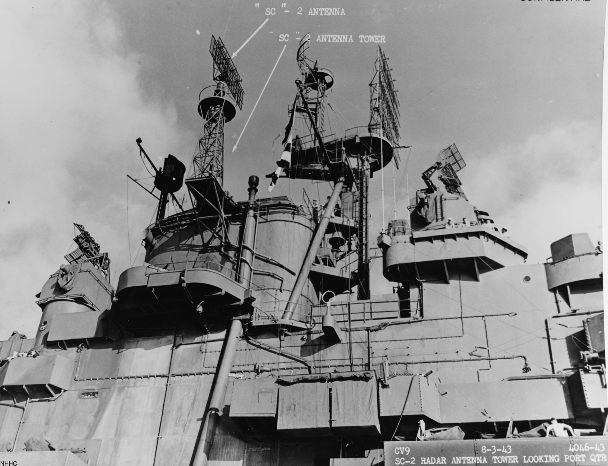 cv-9 uss essex aircraft carrier us navy 10 radar antenna 1943