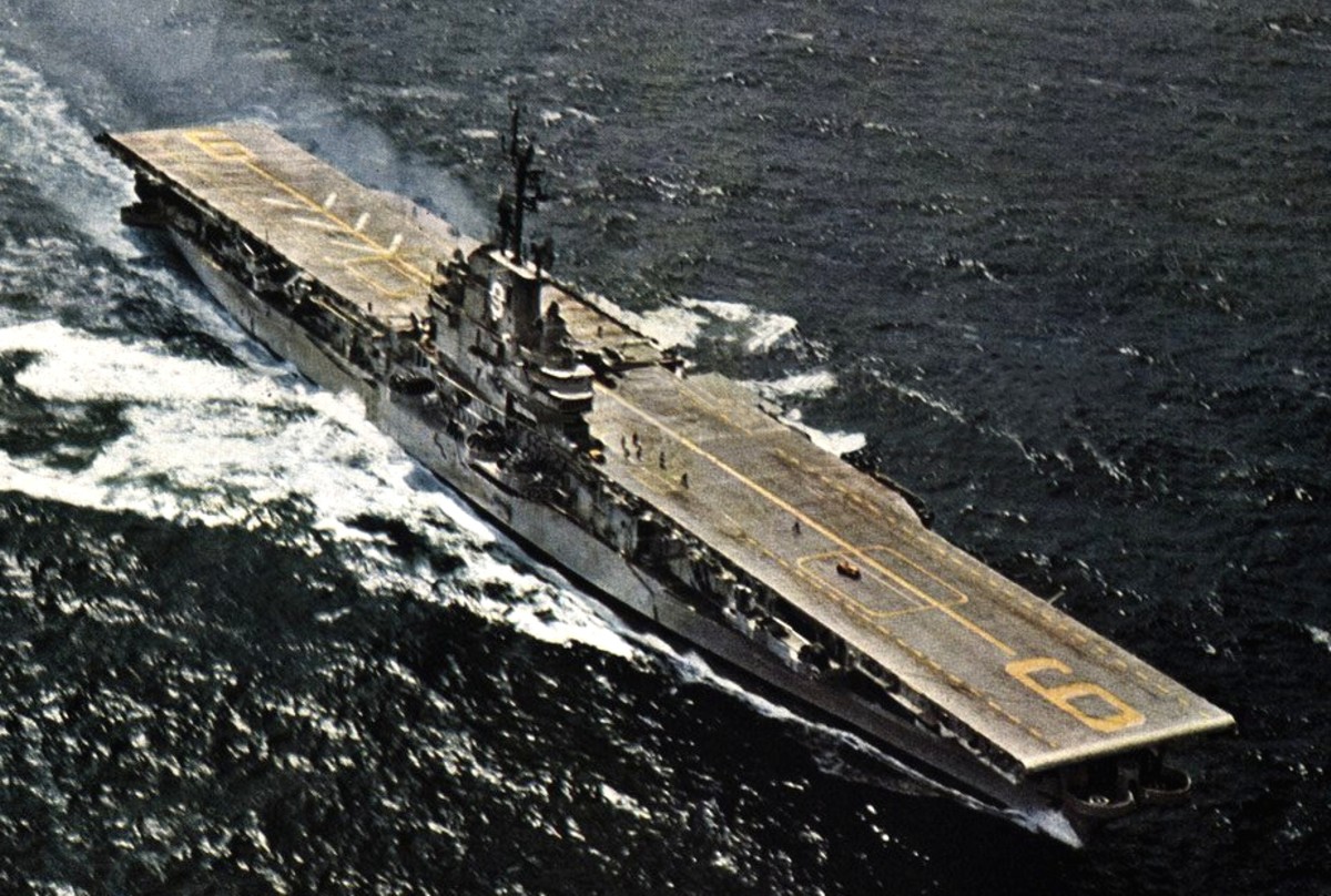 cva-9 uss essex aircraft carrier air group 68