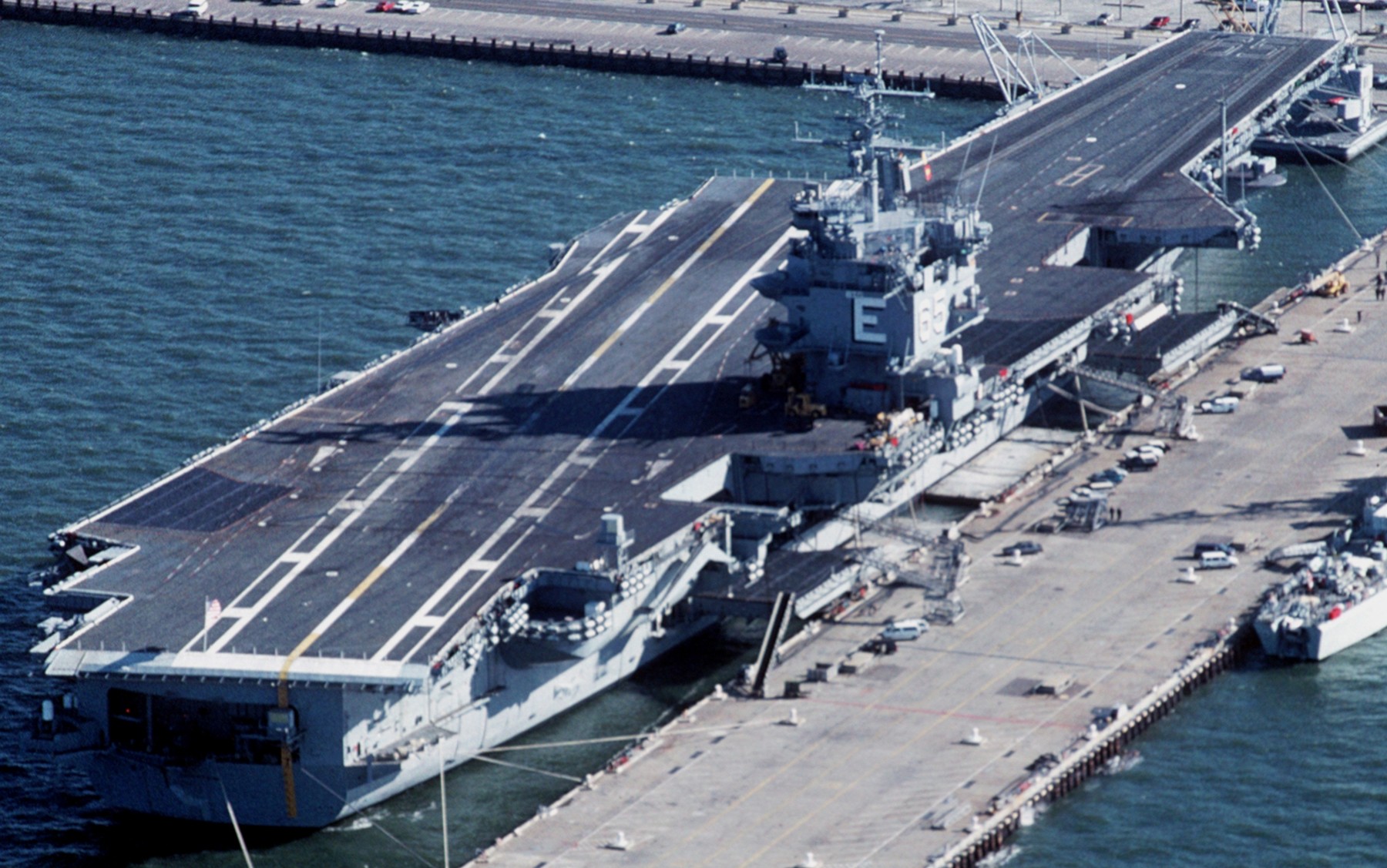 uss enterprise cvn-65 naval station norfolk 1995 106
