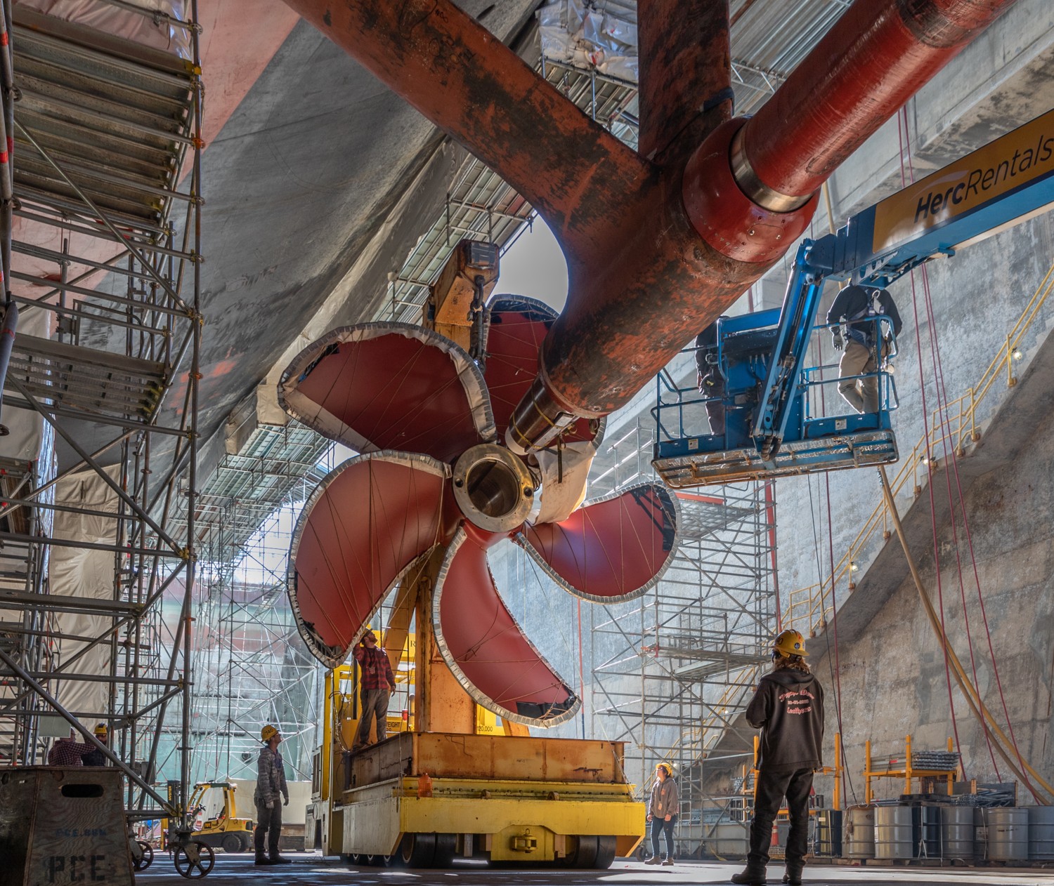 cvn-68 uss nimitz aircraft carrier us navy puget sound naval shipyard intermediate maintenance facility 237 propeller