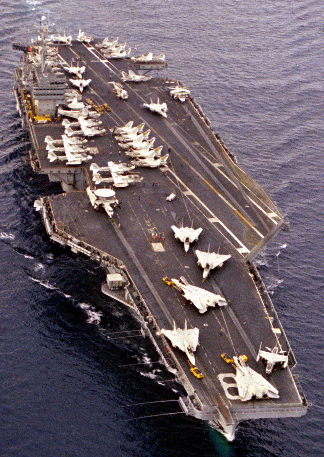 cvn-69 uss dwight d. eisenhower aircraft carrier air wing cvw-7 us navy 271