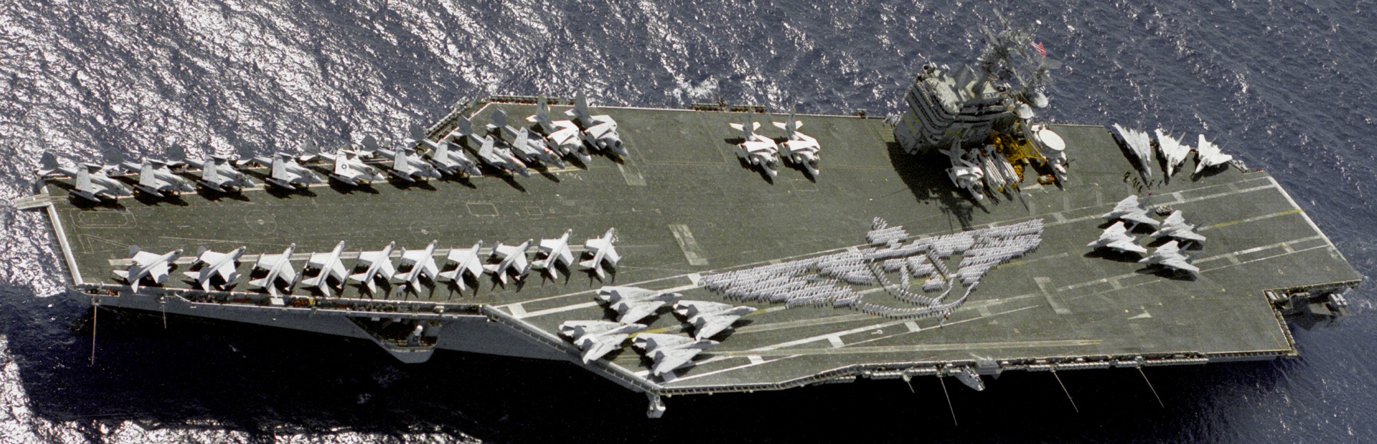 cvn-70 uss carl vinson nimitz class aircraft carrier air wing cvw-15 us navy 60