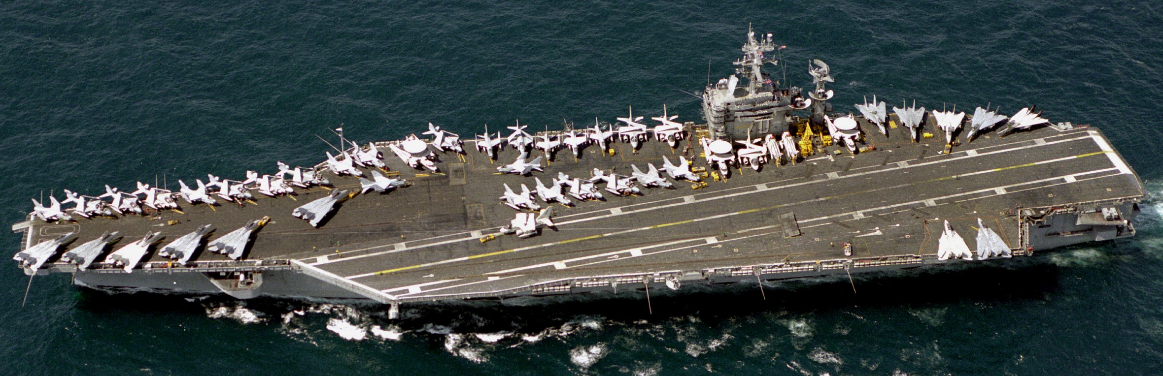 cvn-70 uss carl vinson nimitz class aircraft carrier air wing cvw-15 us navy 64