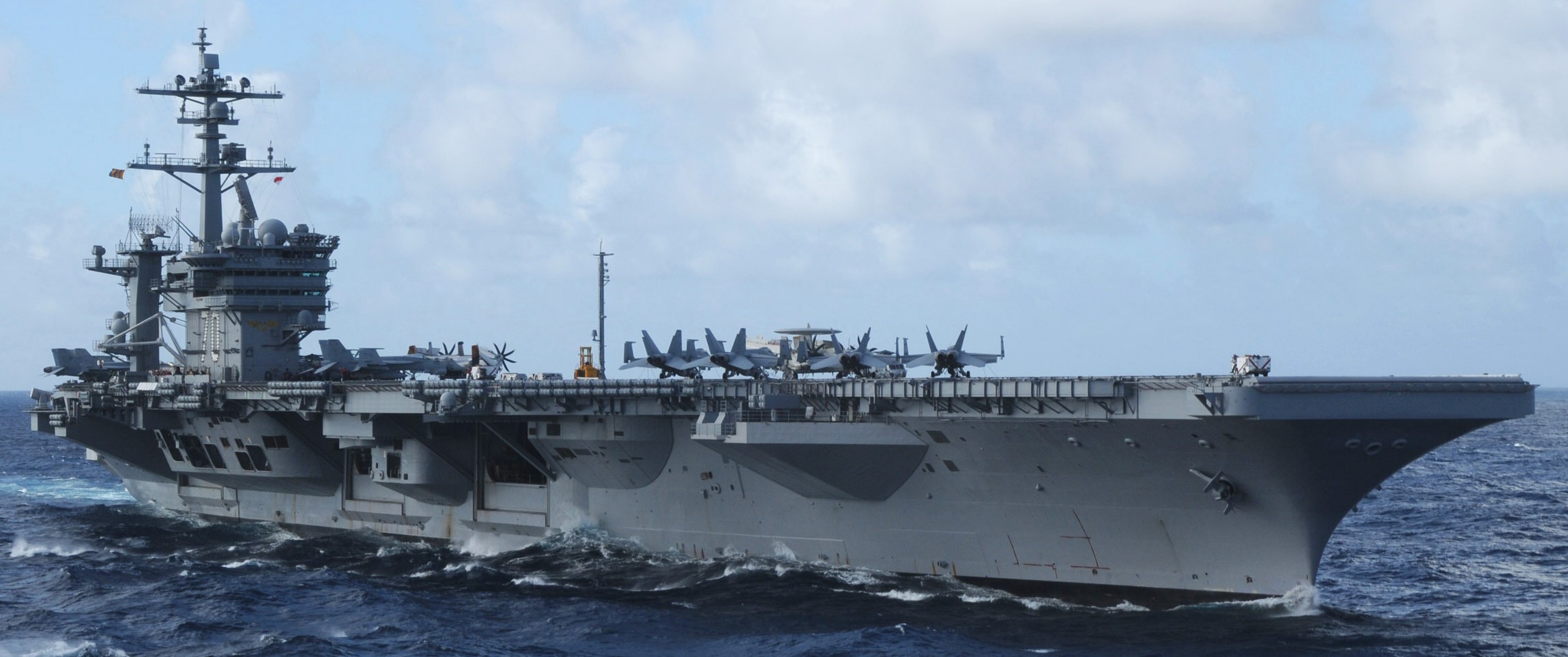 cvn-70 uss carl vinson nimitz class aircraft carrier us navy 134