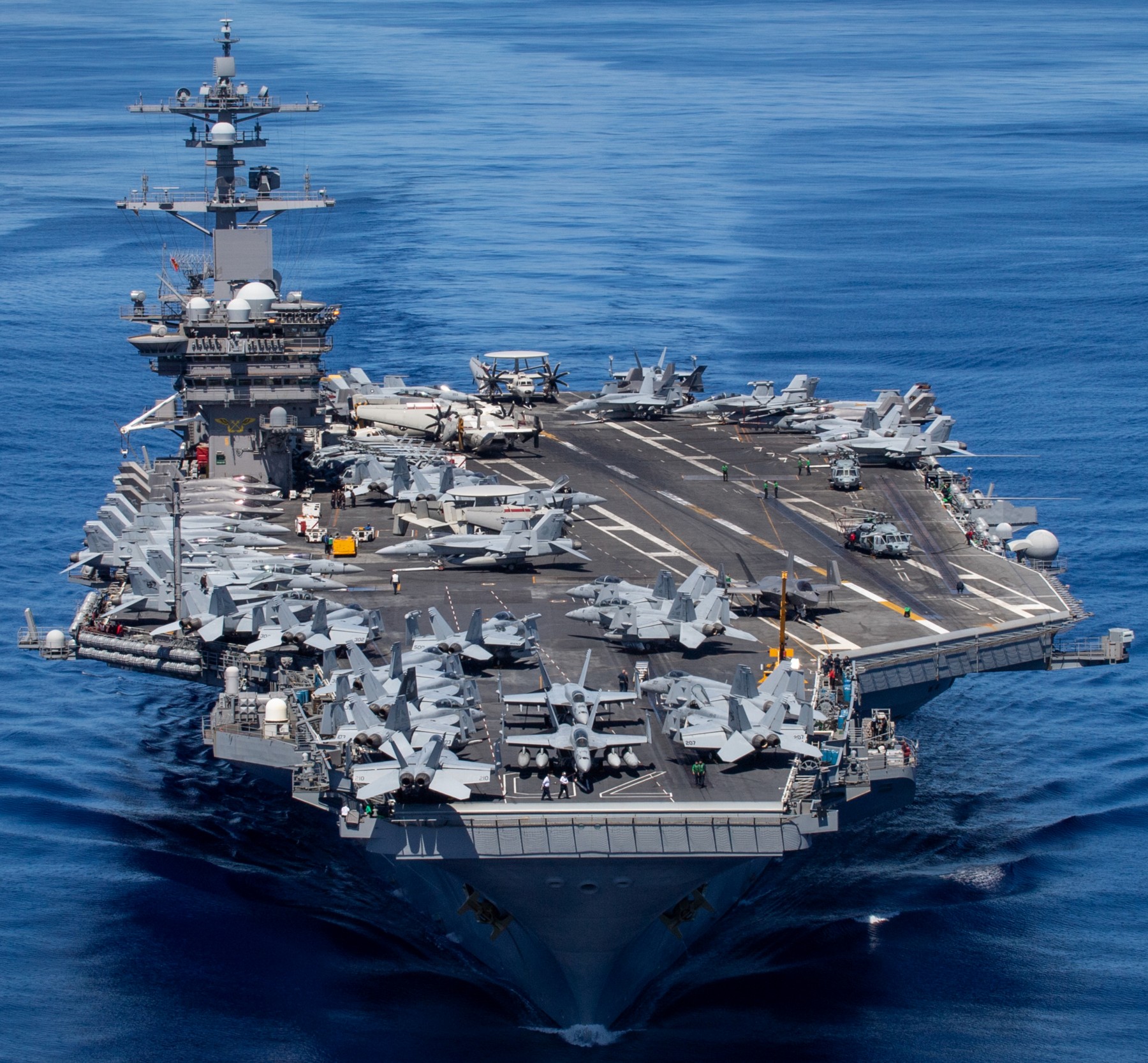 cvn-70 uss carl vinson nimitz class aircraft carrier air wing cvw-2 us navy comptuex 325