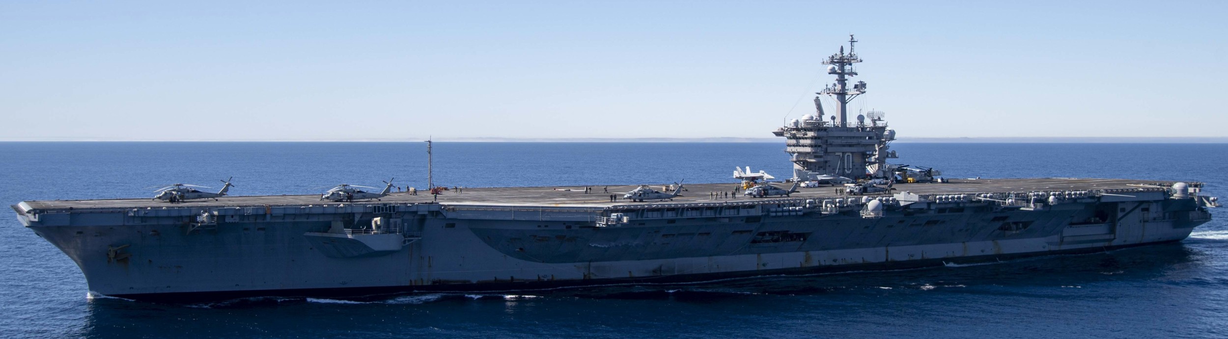 cvn-70 uss carl vinson nimitz class aircraft carrier us navy nas north island san diego california 367