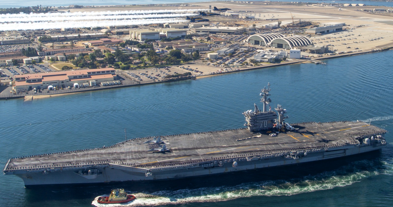 cvn-70 uss carl vinson nimitz class aircraft carrier us navy san diego california blue angels 369