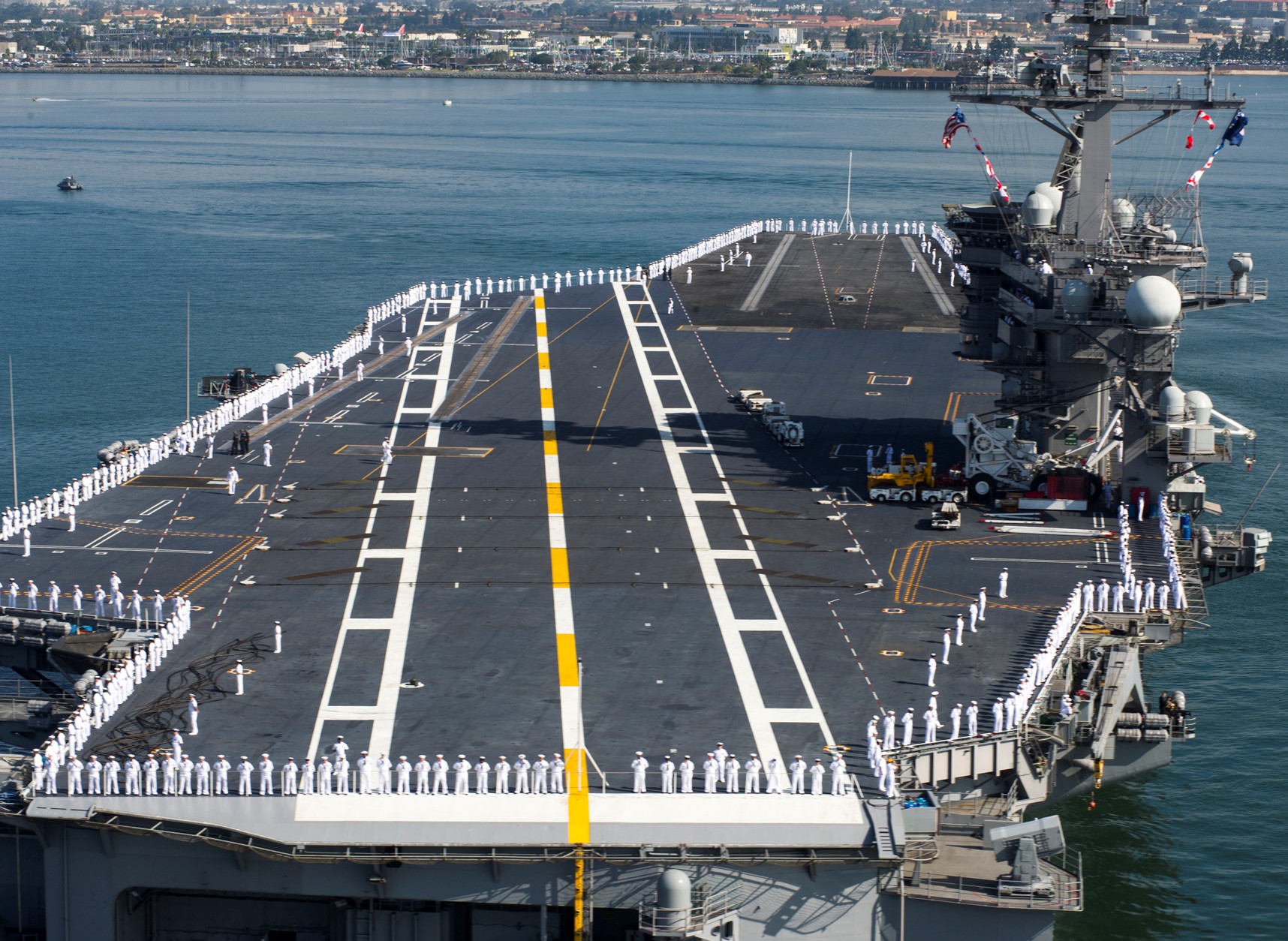 cvn-70 uss carl vinson nimitz class aircraft carrier us navy san diego nas north island 41p