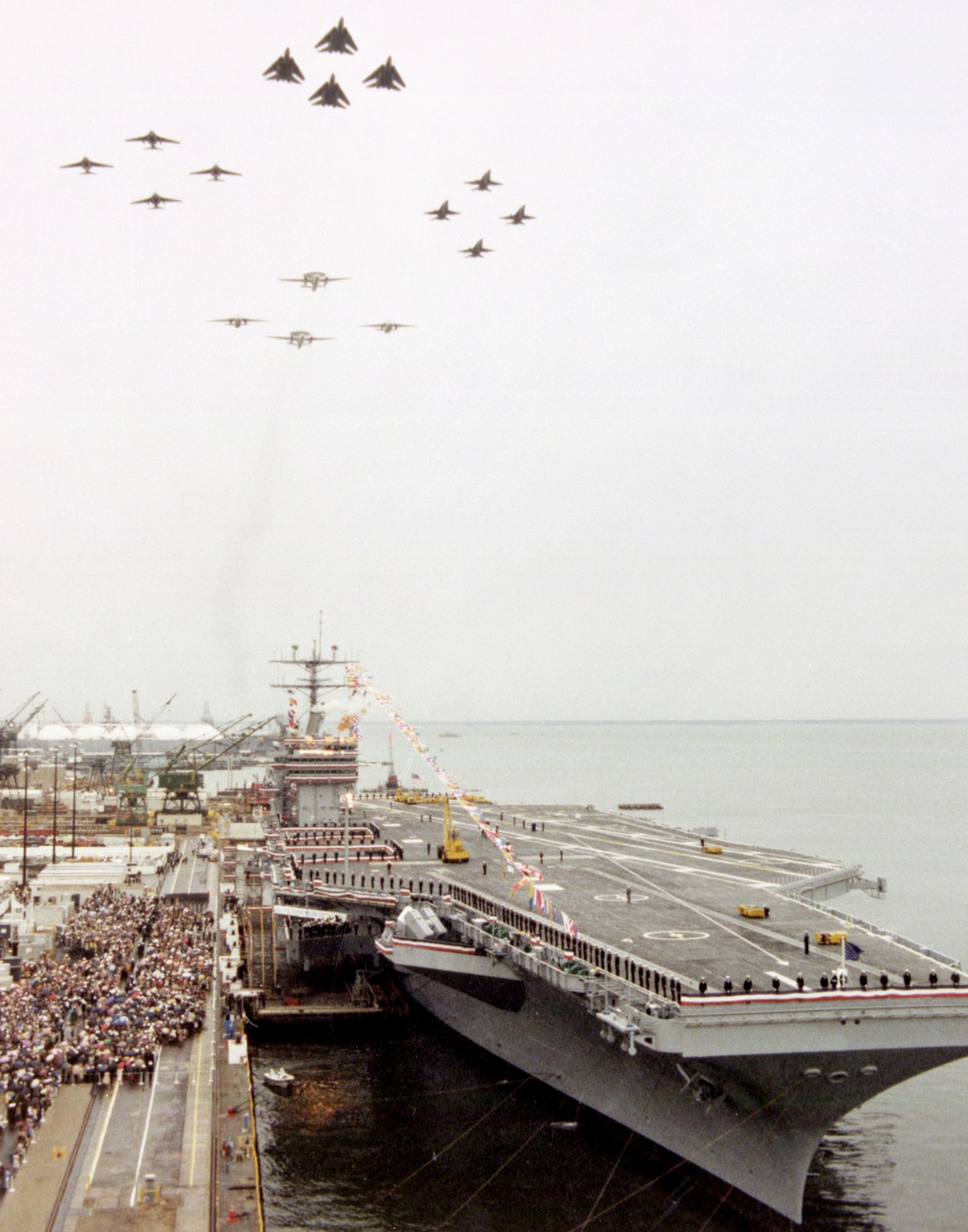 cvn-71 uss theodore roosevelt nimitz class aircraft carrier commissioning ceremony 1986 19