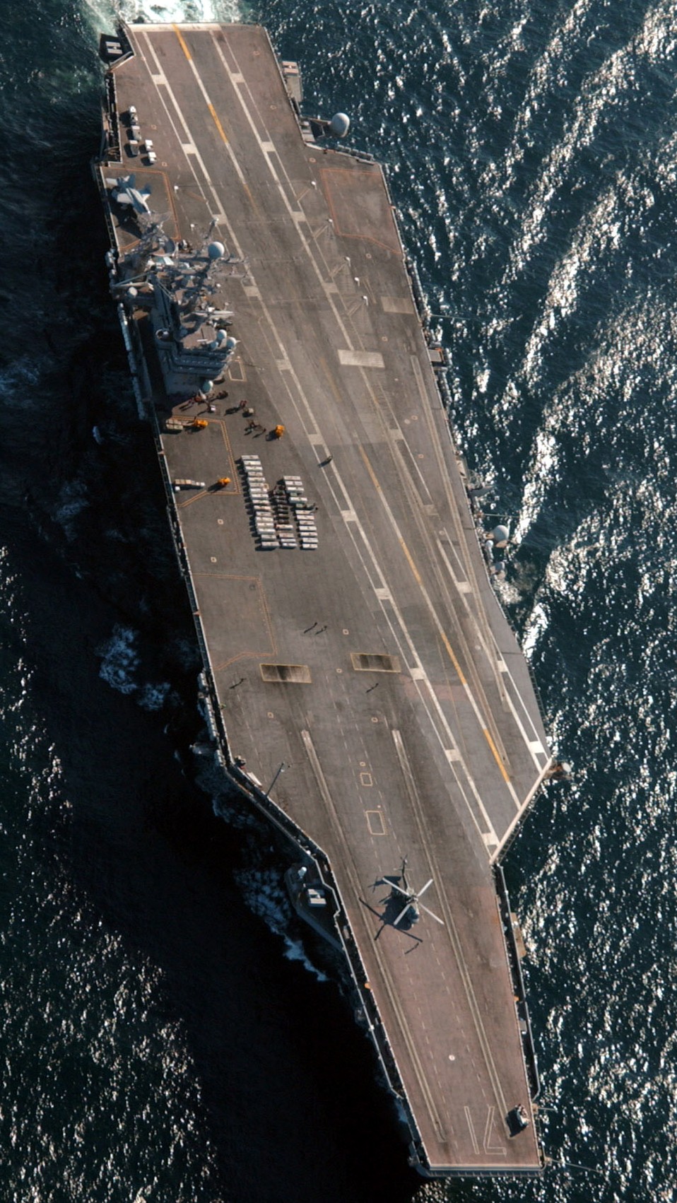 cvn-71 uss theodore roosevelt nimitz class aircraft carrier 106