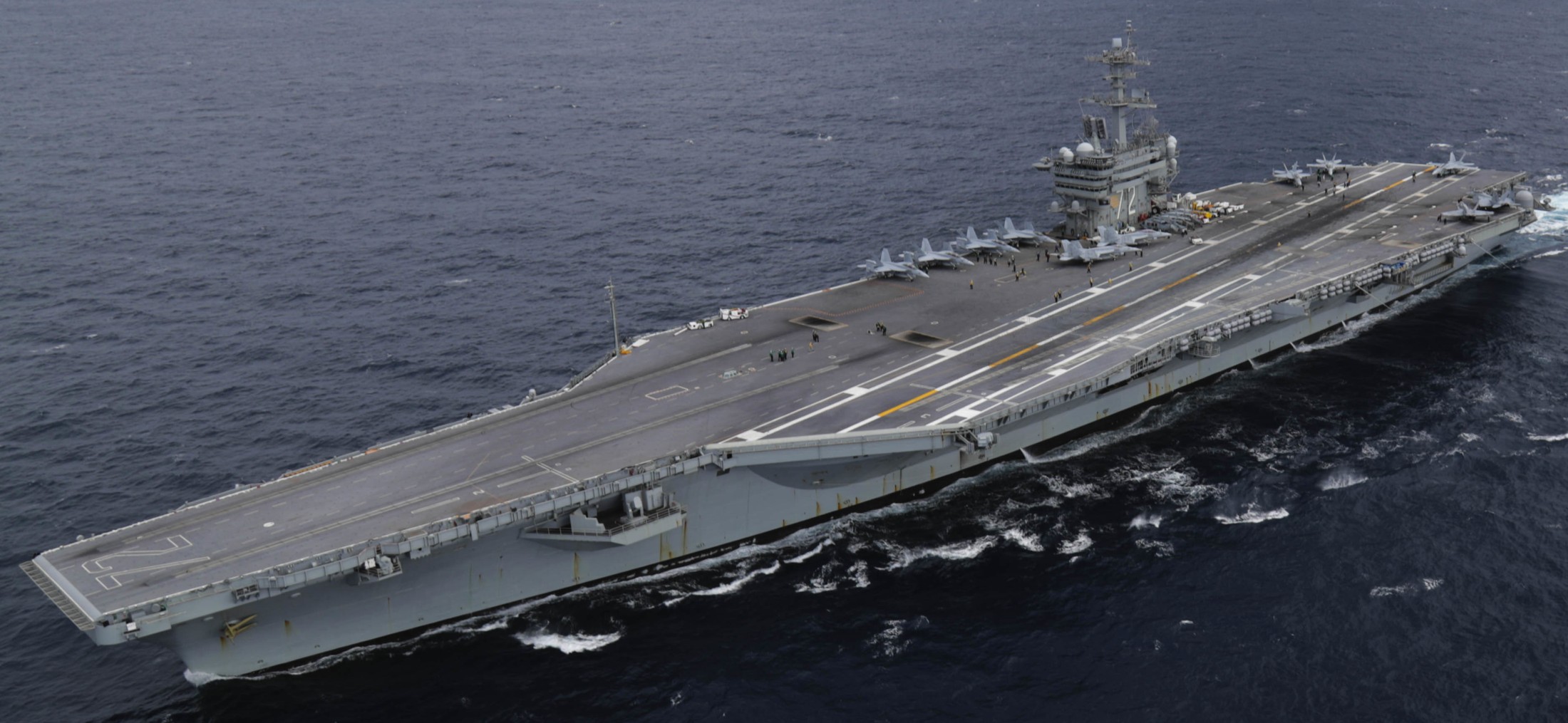 cvn-72 uss abraham lincoln nimitz class aircraft carrier us navy 55