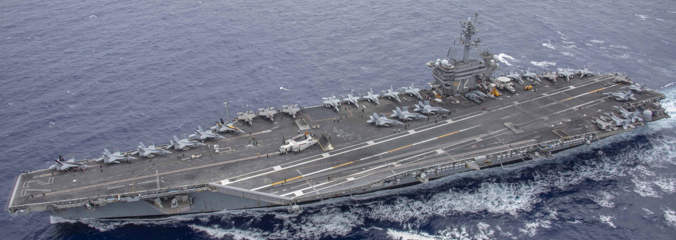 90s USA製 USS アメリカ海軍 空母リンカーン CVN-72 ミリタリー 米海軍 空母 CVN-72 エイブラハム・リンカーン (プラモデル