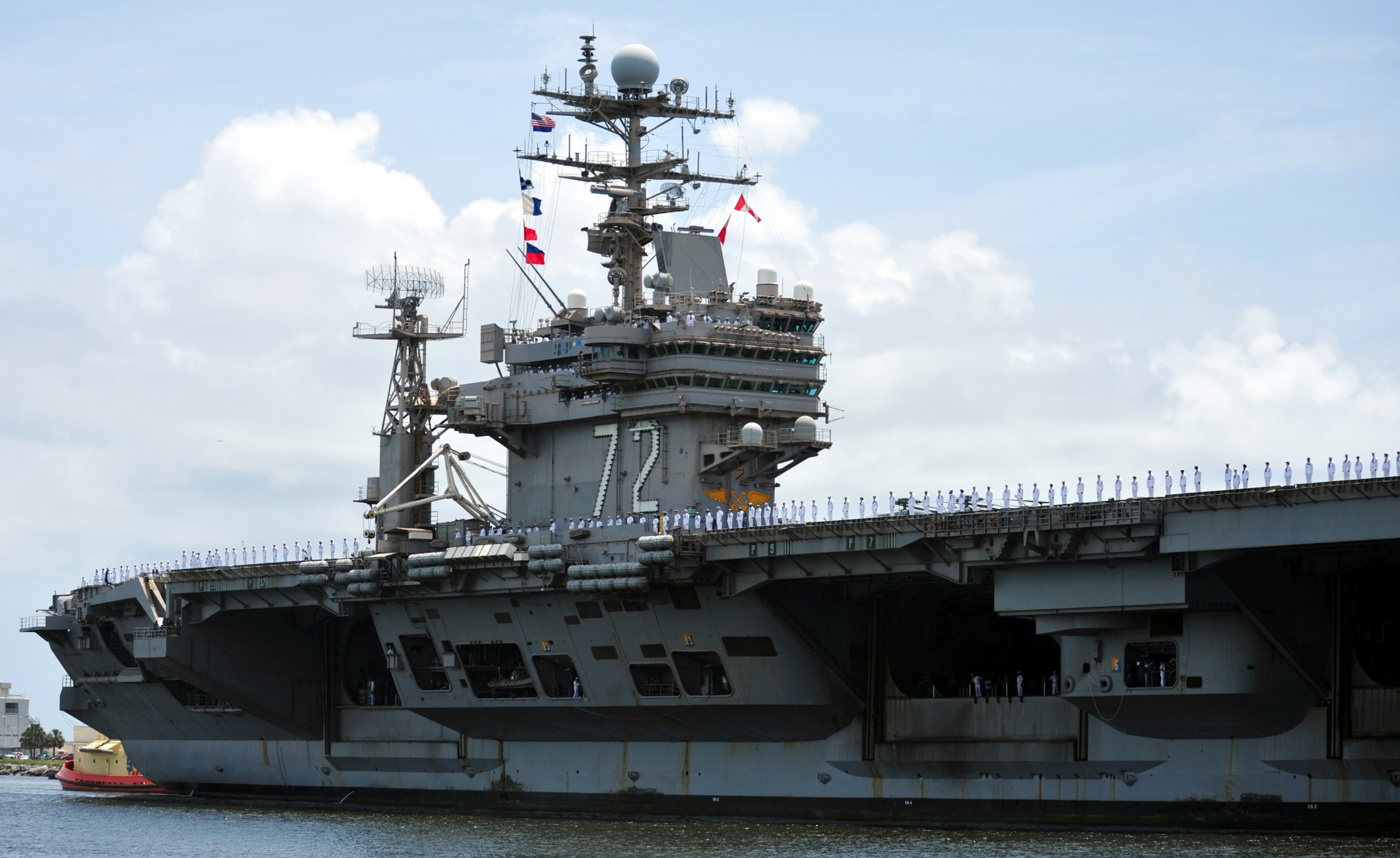 cvn-72 uss abraham lincoln nimitz class aircraft carrier us navy naval station mayport florida p09