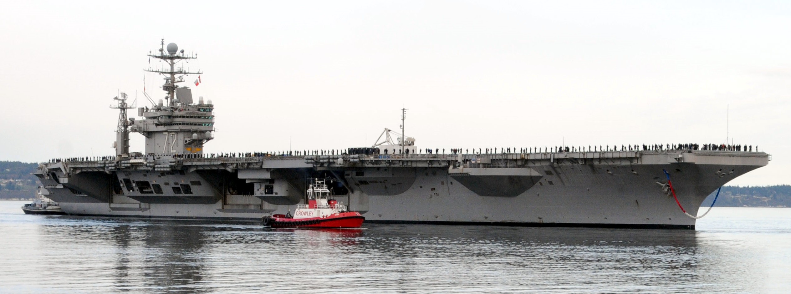 cvn-72 uss abraham lincoln nimitz class aircraft carrier us navy returning everett washington p50