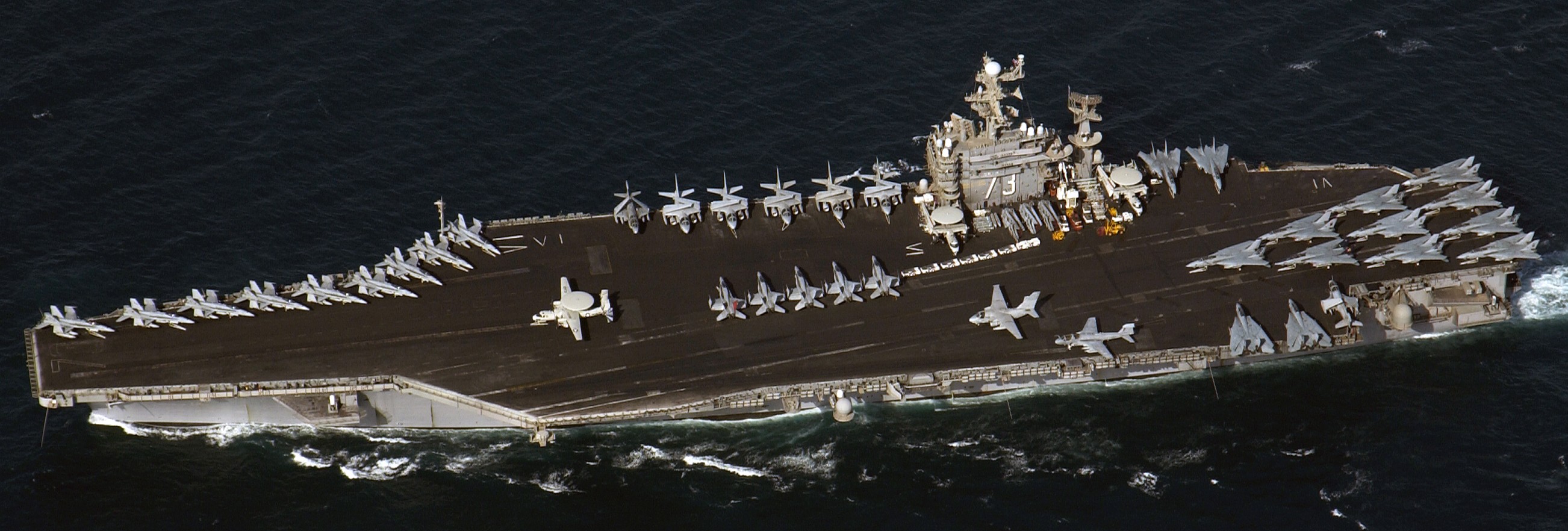 cvn-73 uss george washington nimitz class aircraft carrier air wing cvw-7 arabian gulf 17