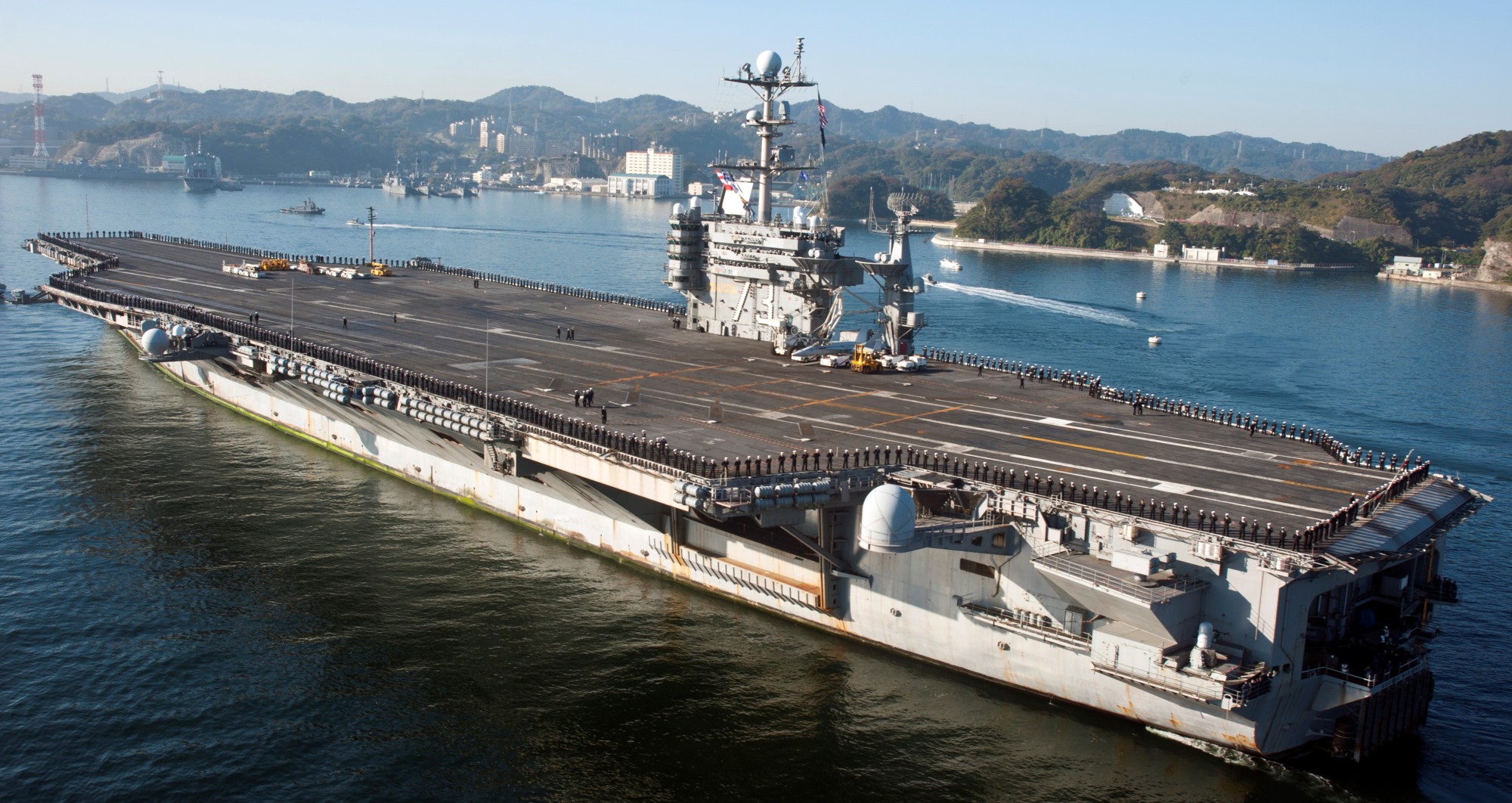 cvn-73 uss george washington nimitz class aircraft carrier air wing cvw-5 tokyo bay 55