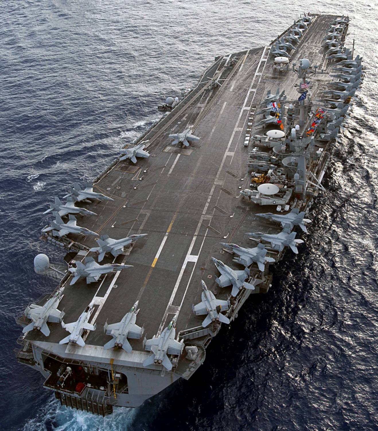 cvn-73 uss george washington nimitz class aircraft carrier air wing cvw-5 57