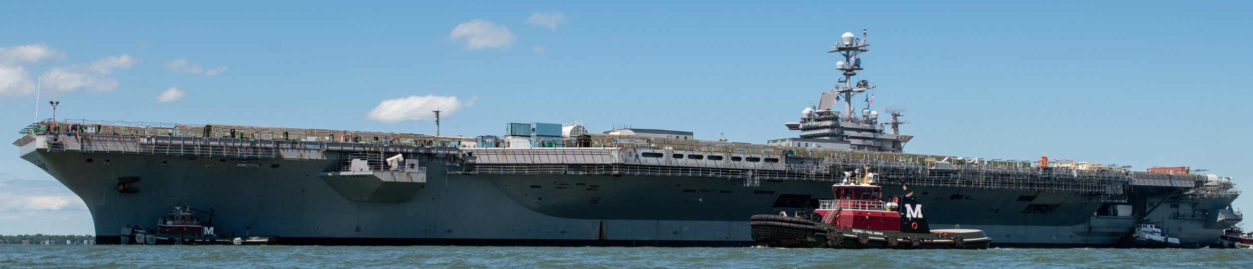 cvn-74 uss john c. stennis nimitz class aircraft carrier departing norfolk for newport news rcoh 2021 157