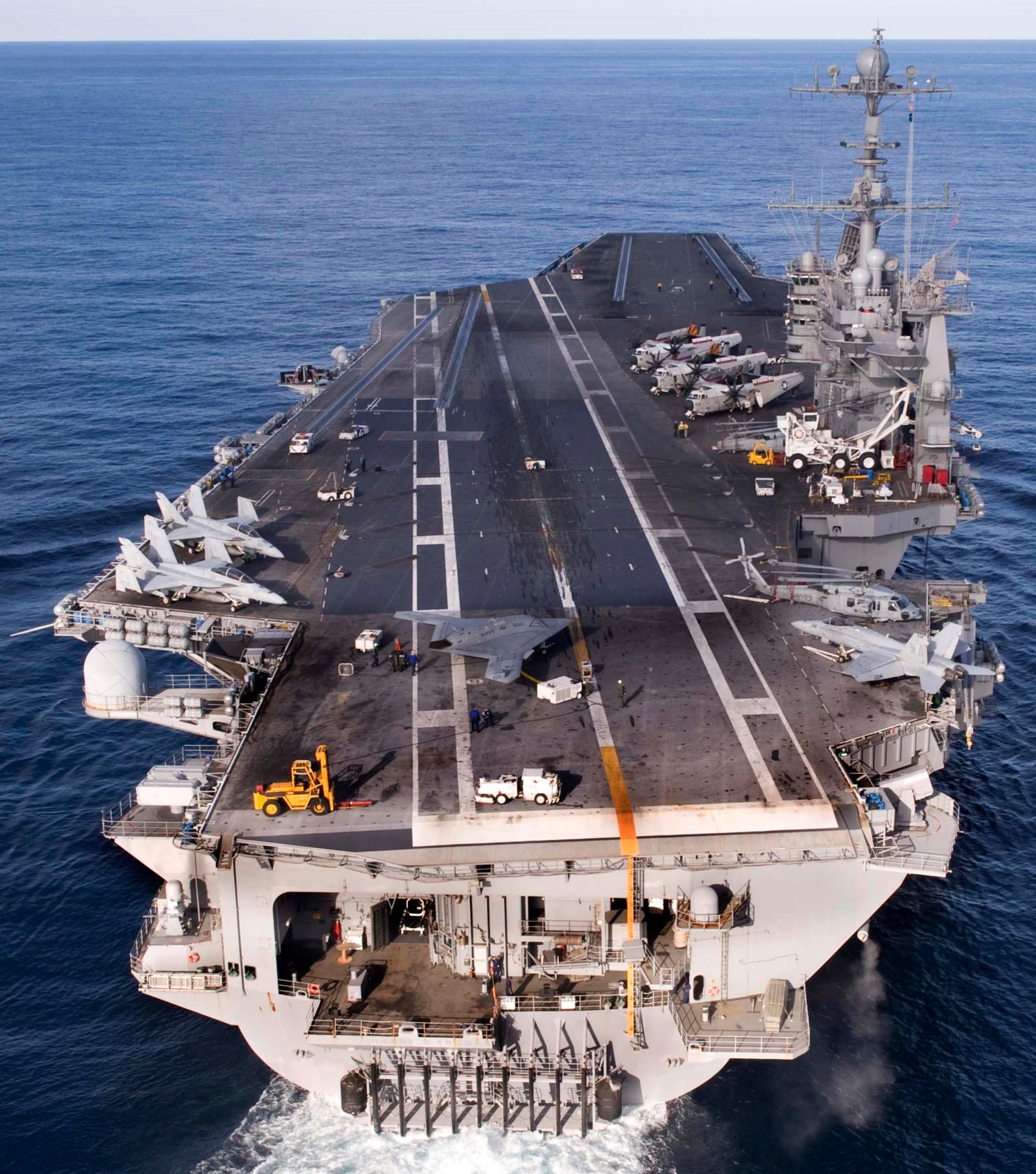 cvn-75 uss harry s. truman x-47b unmanned air combat system ucas 2012 65