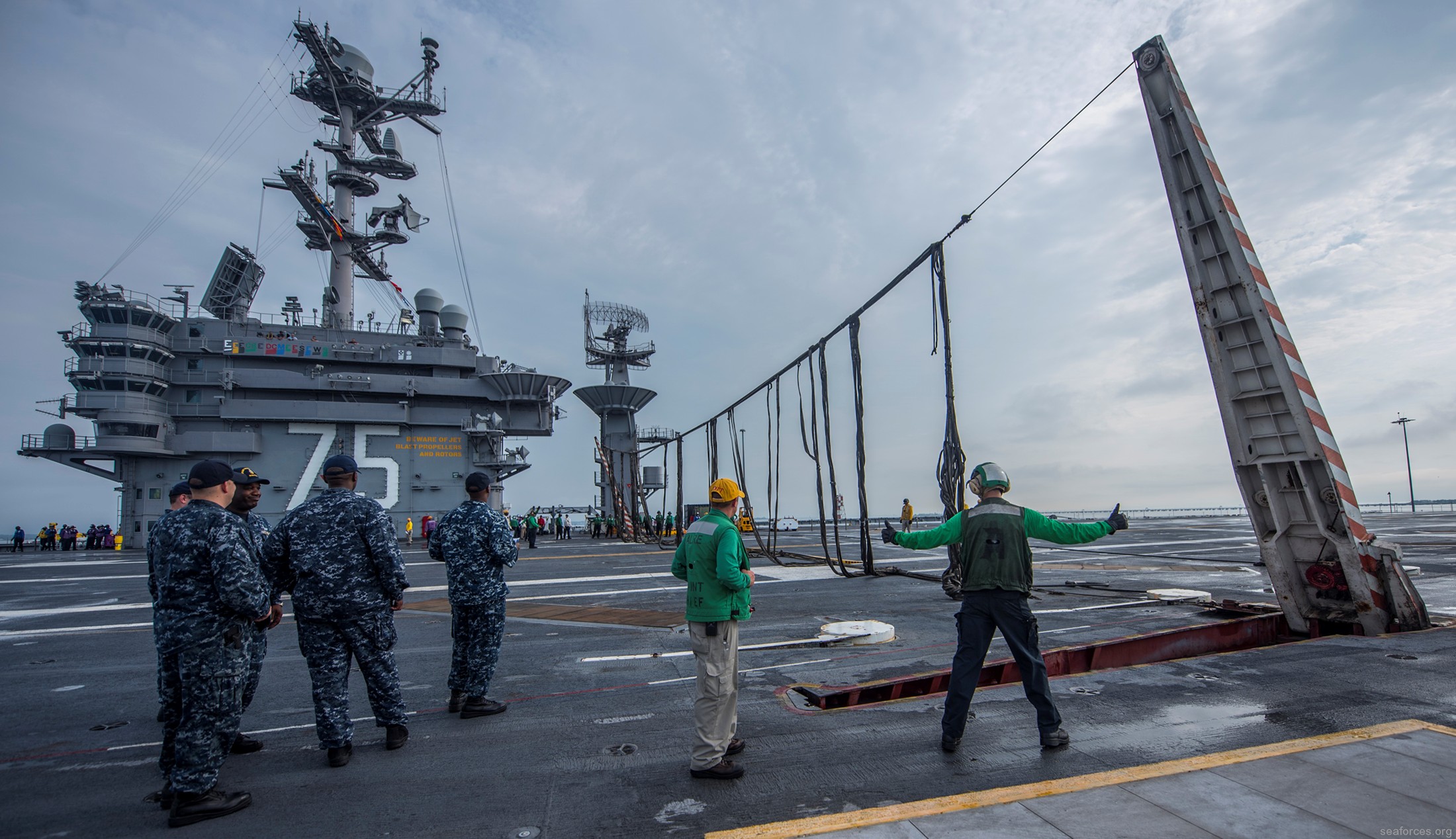 cvn-75 uss harry s. truman nimitz class aircraft carrier emergency barricade 40