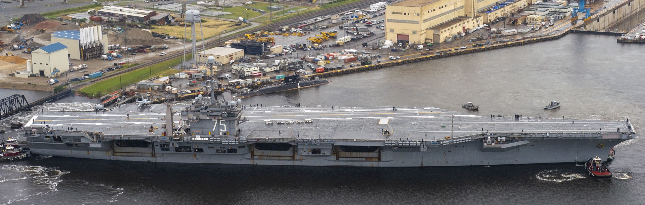 cvn-75 uss harry s. truman nimitz class aircraft carrier ecia norfolk naval shipyard 88