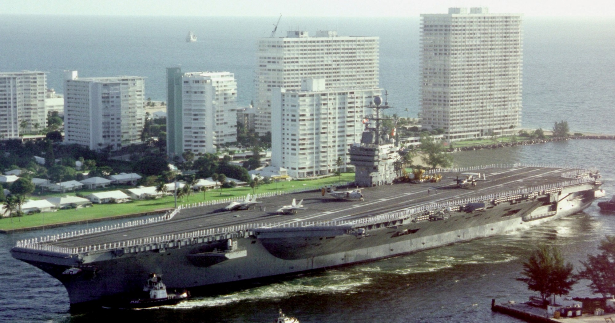 uss harry s. truman cvn-75 aircraft carrier port everglades fort lauderdale florida 123