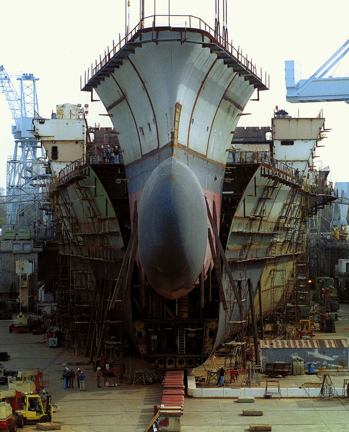 cvn-76 uss ronald reagan construction northrop grumman newport news shipbuilding 2000 03