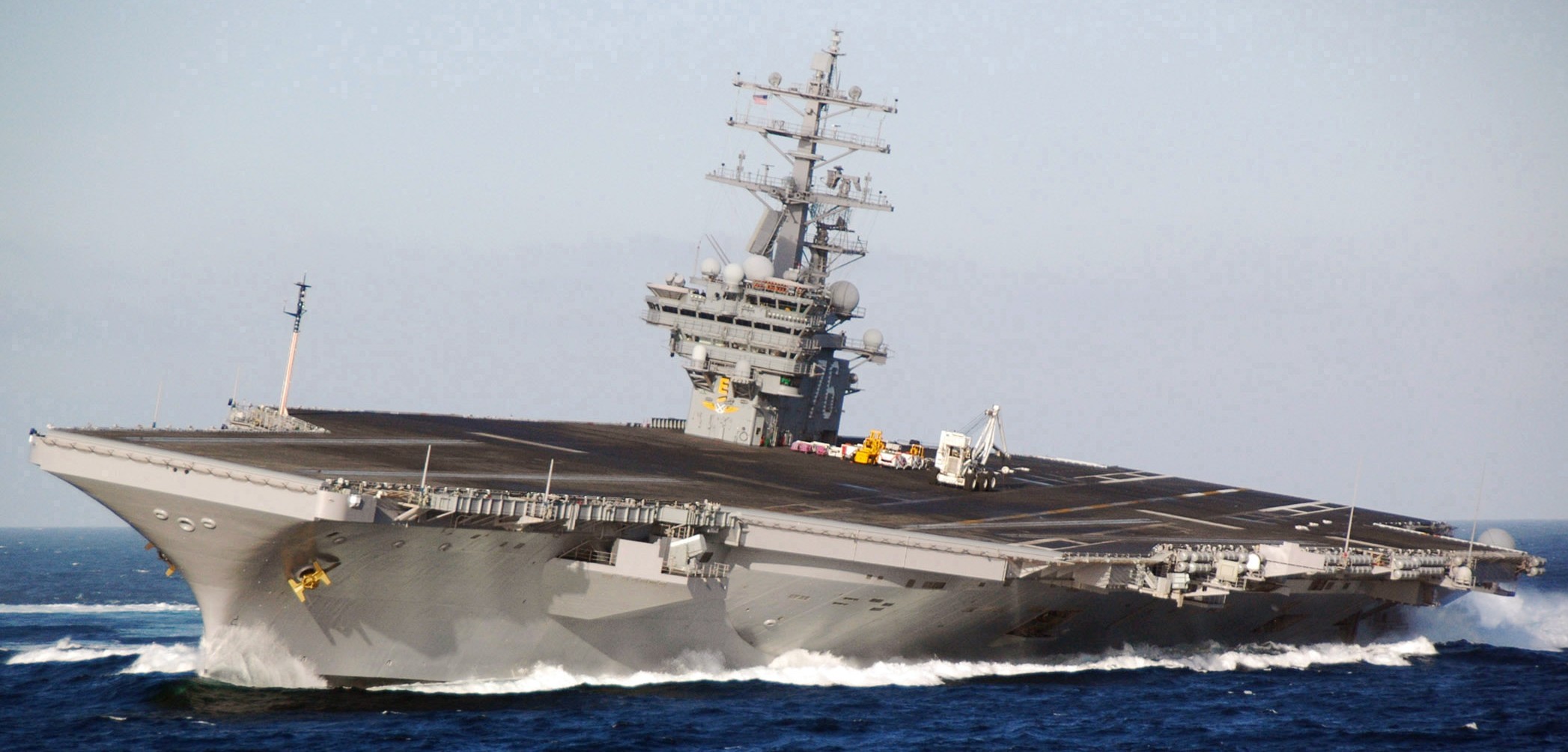 cvn-76 uss ronald reagan aircraft carrier 2007 16