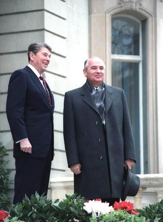 ronald reagan michail gorbachev 1985