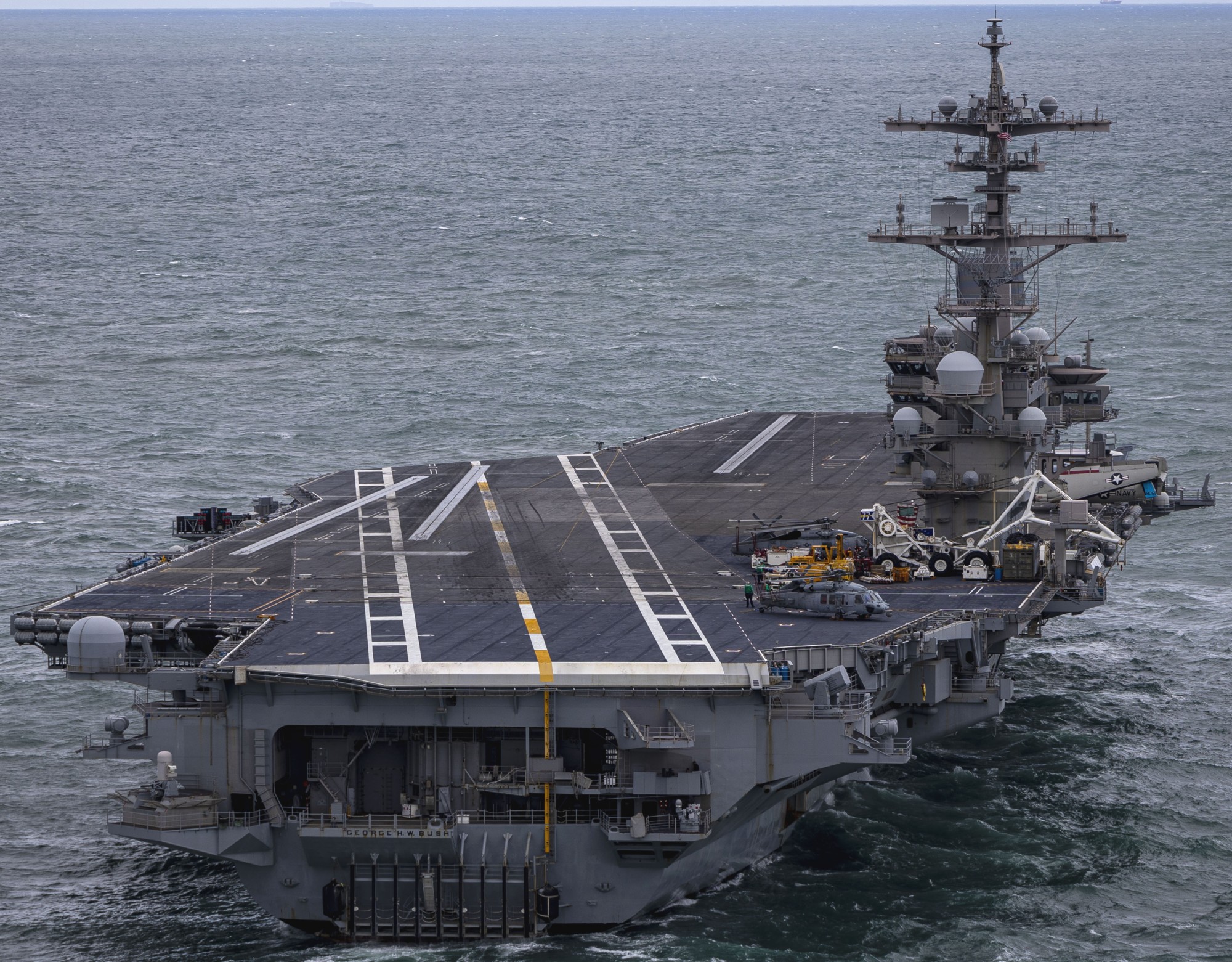 cvn-77 uss george h. w. bush aircraft carrier 135