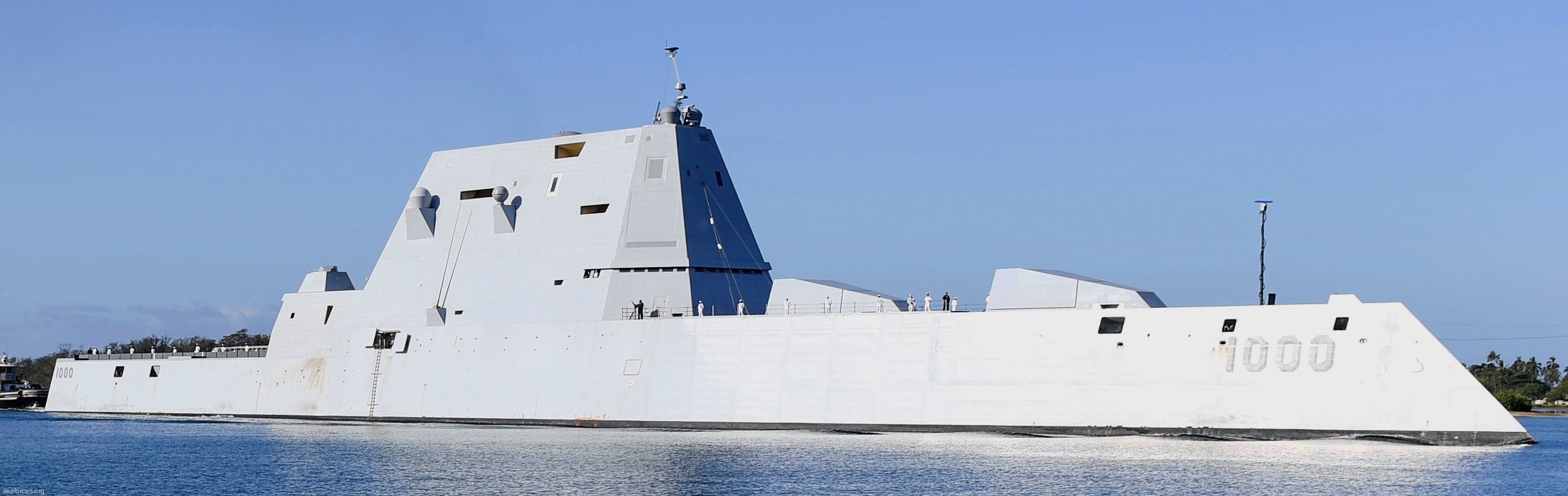 ddg-1000 uss zumwalt guided missile destroyer us navy 78 joint base pearl harbor hickam hawaii
