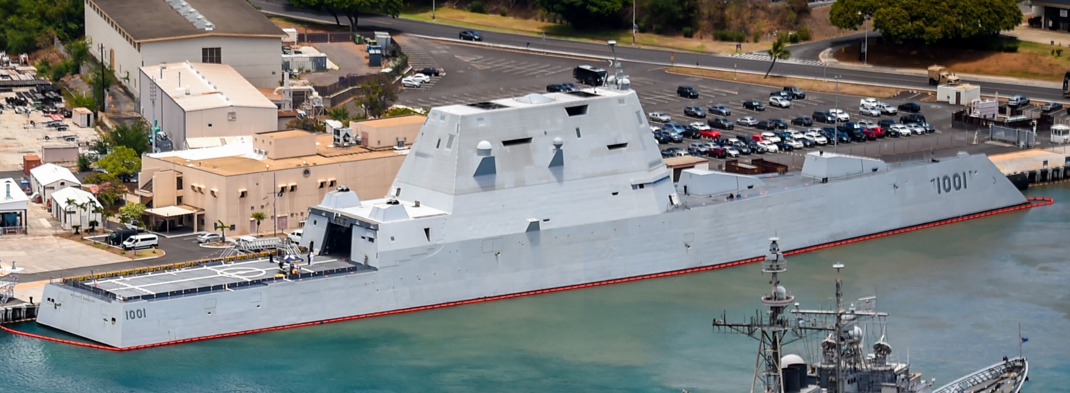 ddg-1001 uss michael monsoor zumwalt class guided missile destroyer us navy joint base pearl harbor hickam hawaii 39