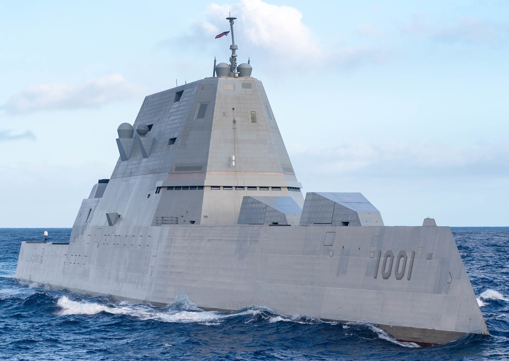 ddg-1001 uss michael monsoor zumwalt class guided missile destroyer us navy exercise rimapc 2022 43