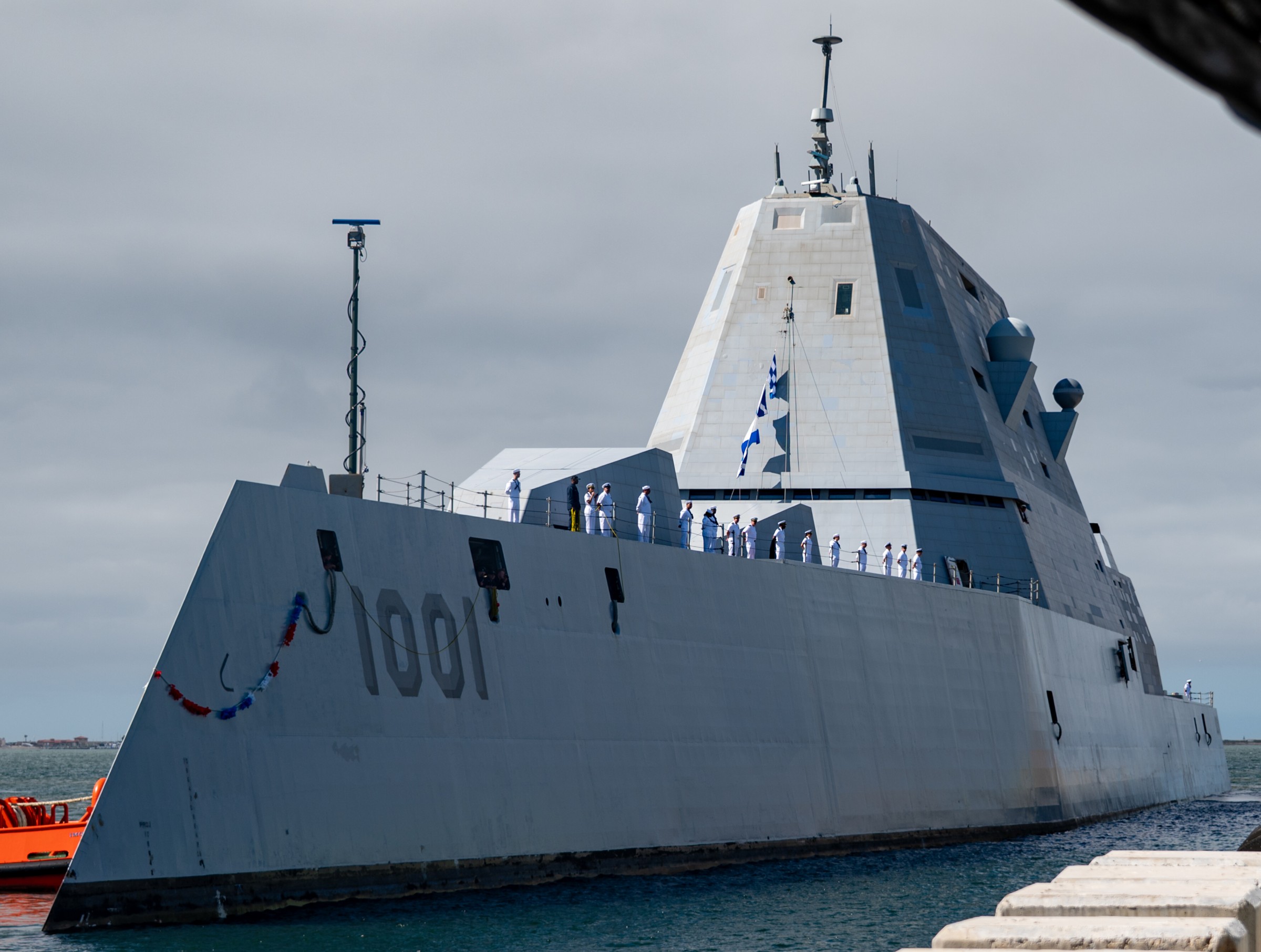 uss michael monsoor ddg-1001 zumwalt class guided missile destroyer returning san diego 2025 59
