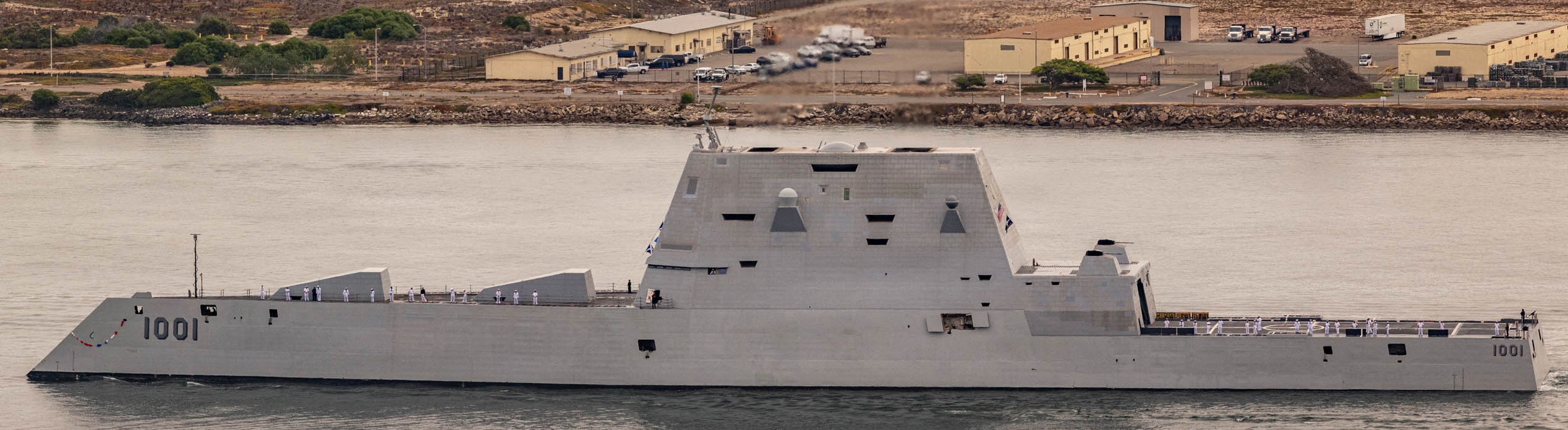 uss michael monsoor ddg-1001 guided missile destroyer 61