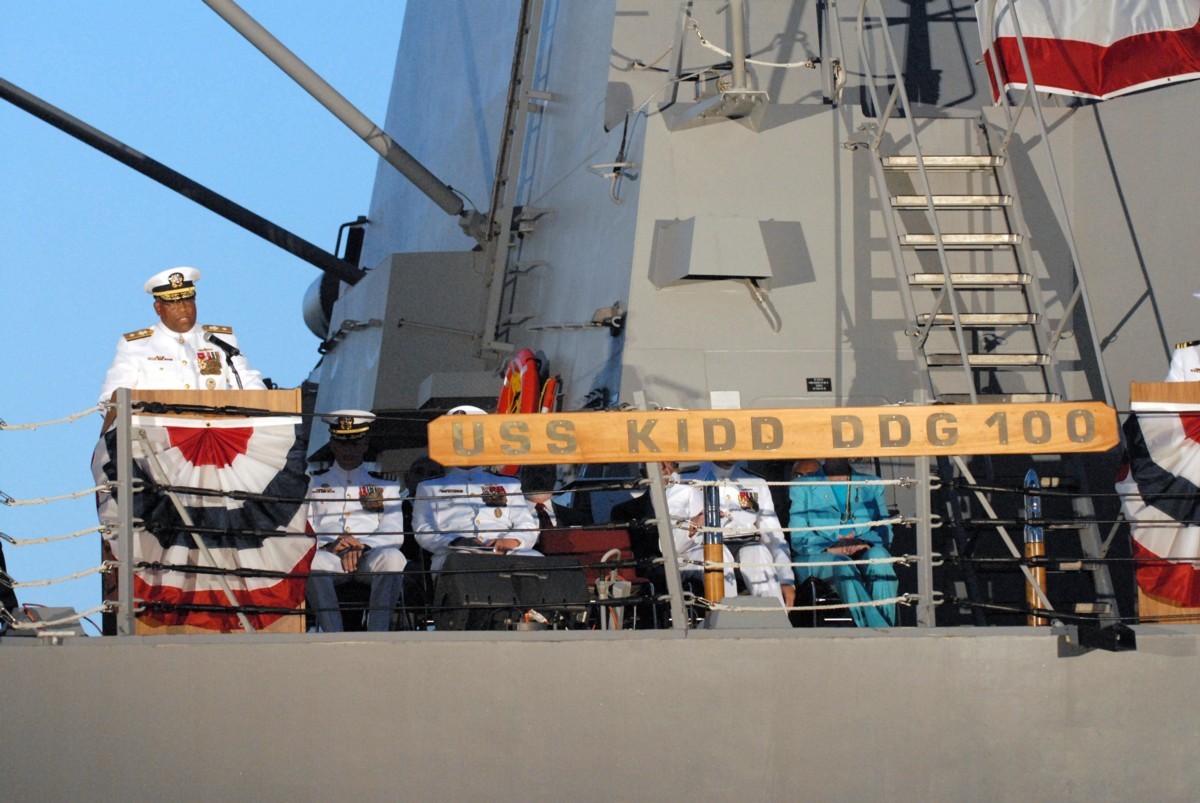 ddg-100 uss kidd arleigh burke class guided missile destroyer aegis us navy commissioning 04