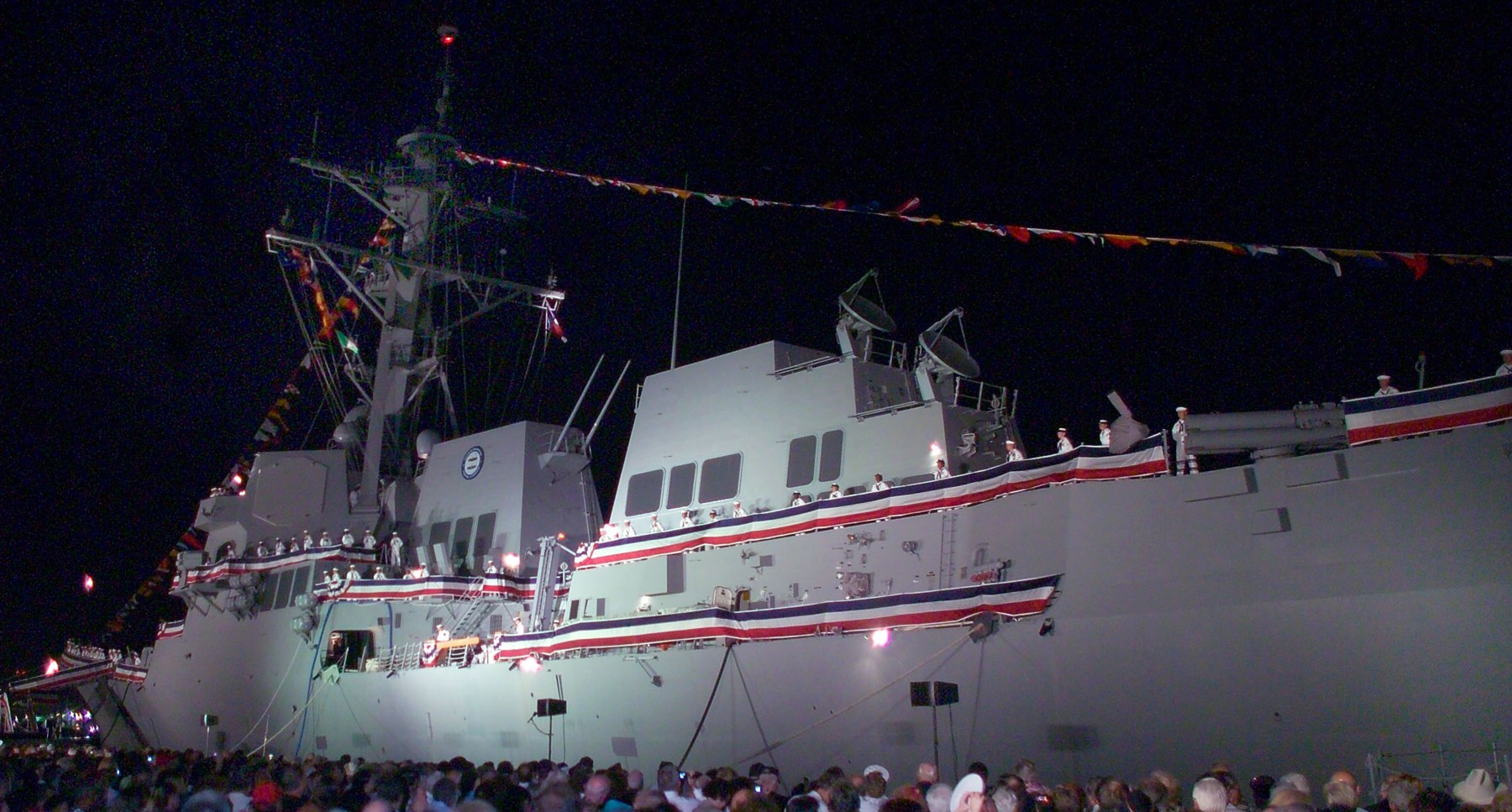 ddg-100 uss kidd arleigh burke class guided missile destroyer aegis us navy commissioning ceremony 06