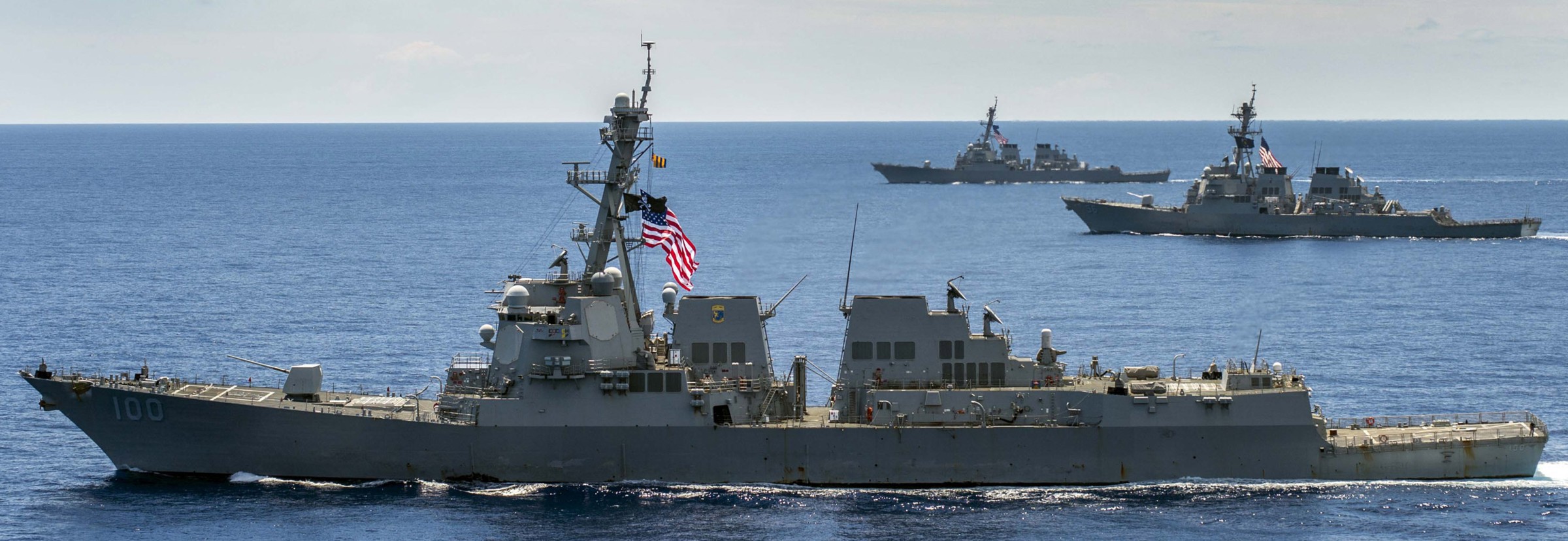 ddg-100 uss kidd arleigh burke class guided missile destroyer aegis us navy south china sea 18