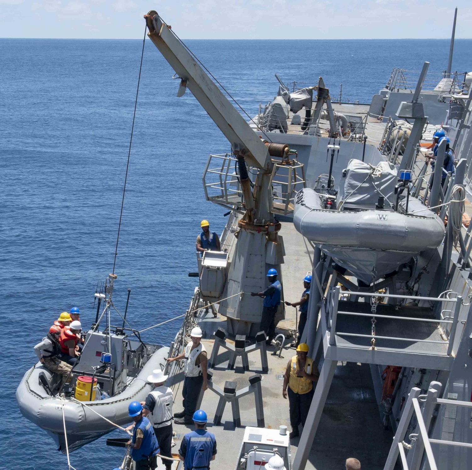 ddg-100 uss kidd arleigh burke class guided missile destroyer aegis us navy small boat crane 50