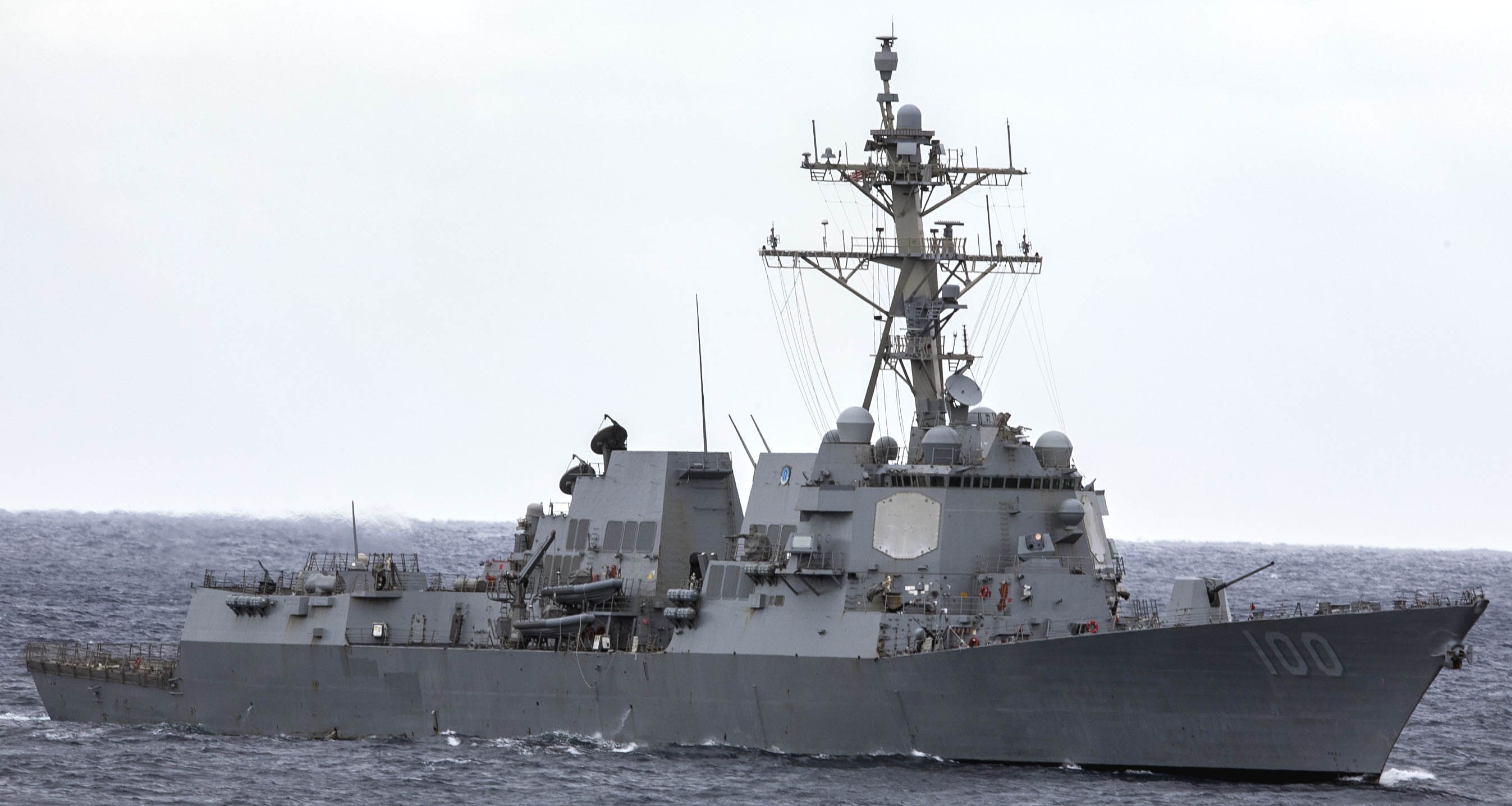 ddg-100 uss kidd arleigh burke class guided missile destroyer aegis us navy philippine sea 67