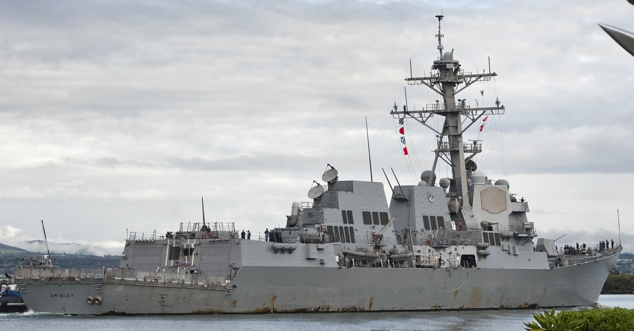 ddg-101 uss gridley arleigh burke class guided missile destroyer aegis us navy joint base pearl harbor hickam hawaii 49