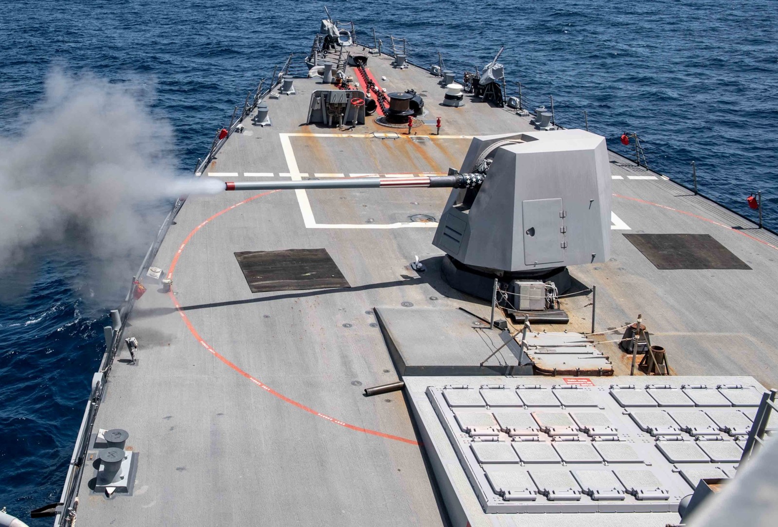ddg-103 uss truxtun arleigh burke class guided missile destroyer aegis us navy gun fire arabian sea 81