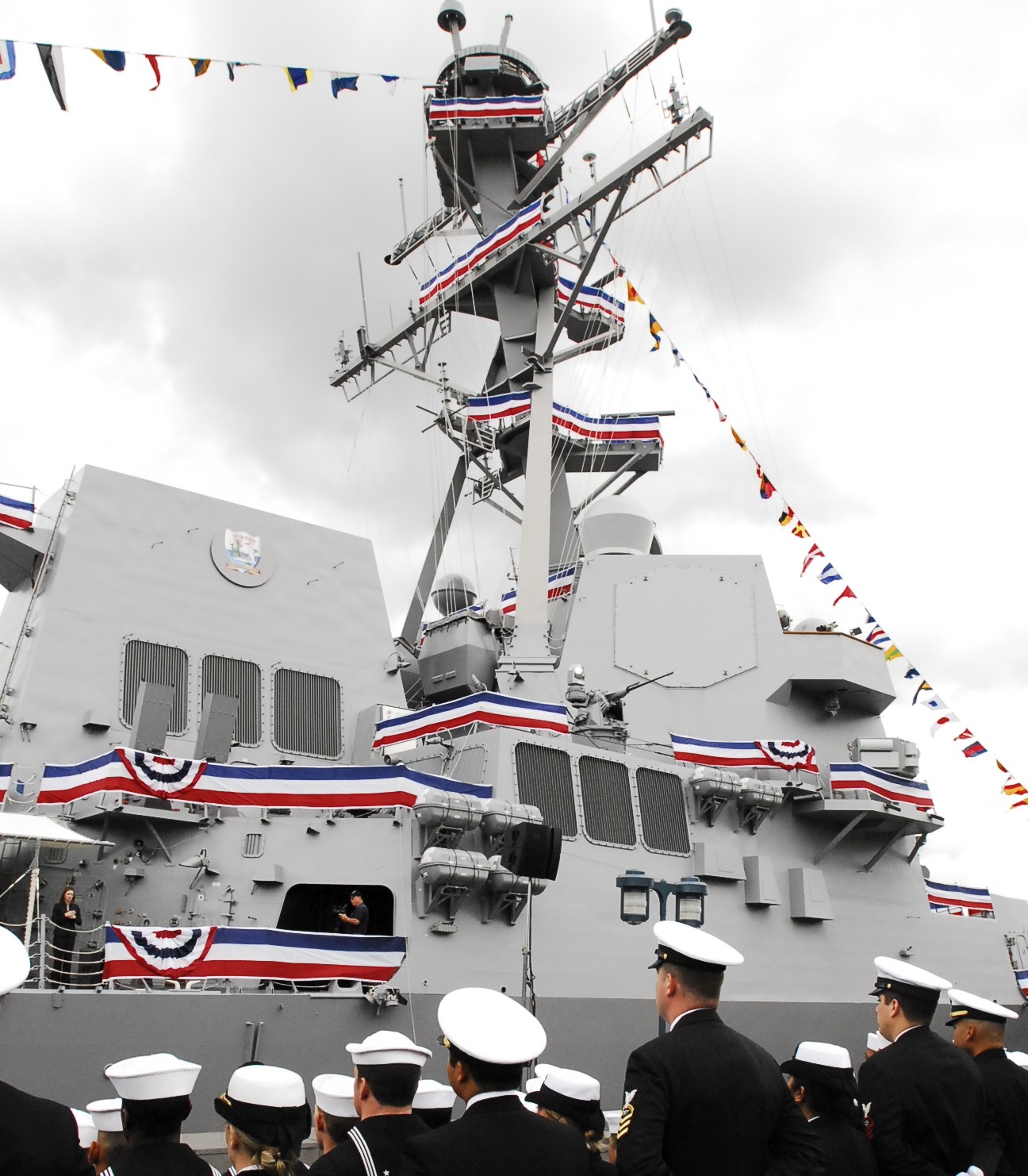 ddg-108 uss wayne e. meyer arleigh burke class guided missile destroyer aegis us navy commissioning 2009 04