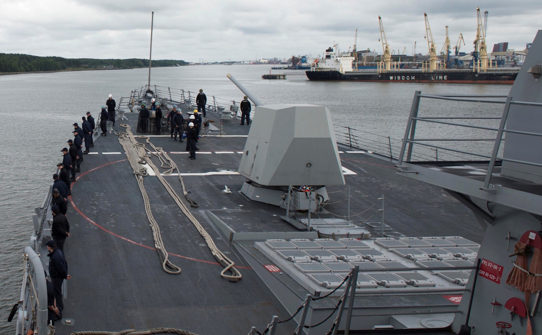 ddg-109 uss jason dunham arleigh burke class guided missile destroyer aegis us navy klapeida lithuania 09p