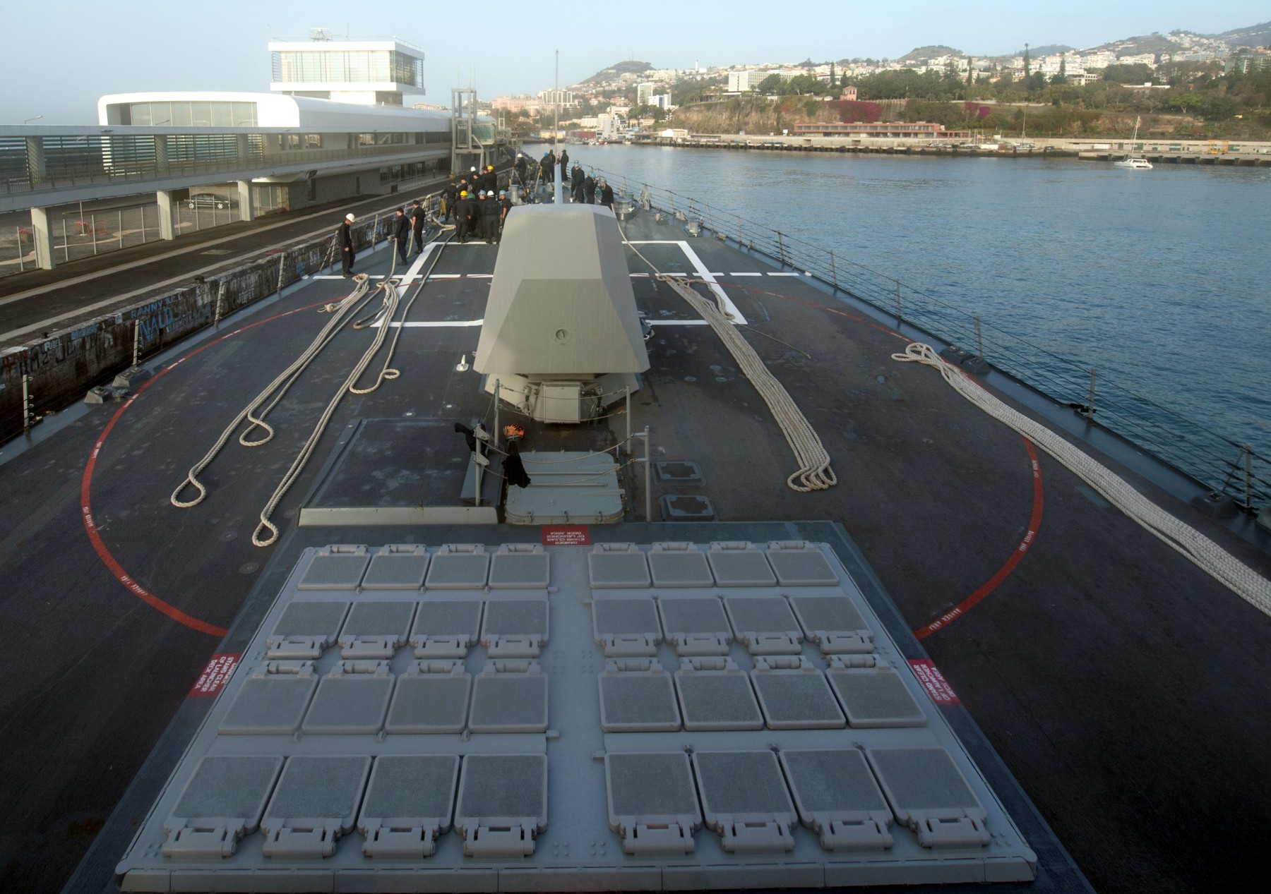 ddg-109 uss jason dunham arleigh burke class guided missile destroyer aegis us navy funchal portugal 25p