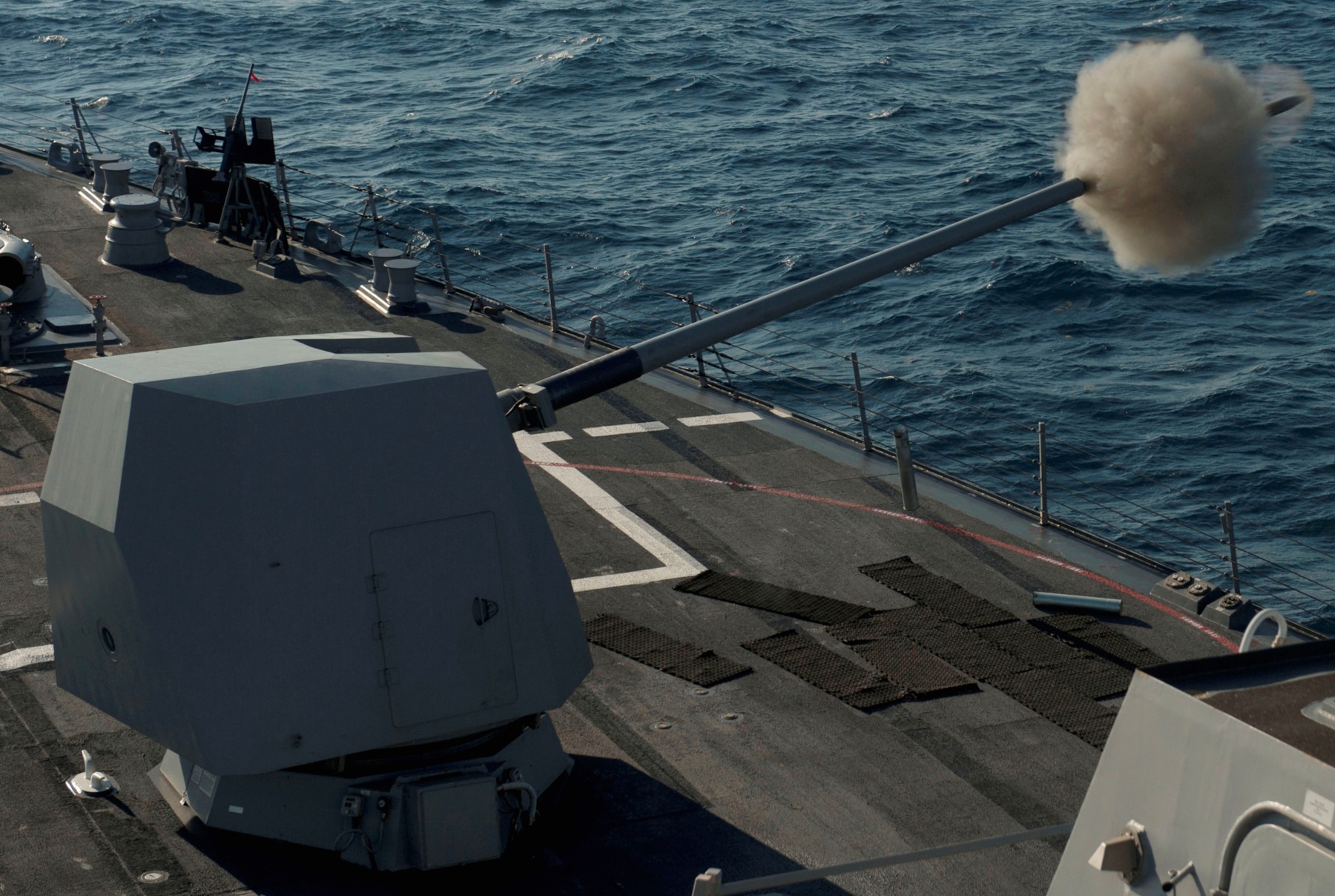ddg-109 uss jason dunham arleigh burke class guided missile destroyer aegis us navy 64p