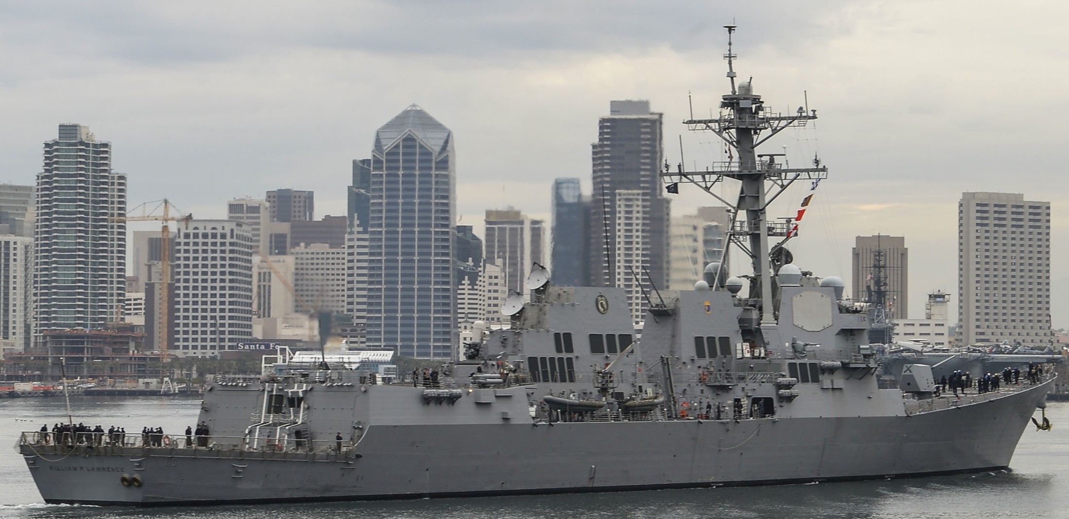 ddg-110 uss william p. lawrence arleigh burke class guided missile destroyer aegis us navy san diego 09