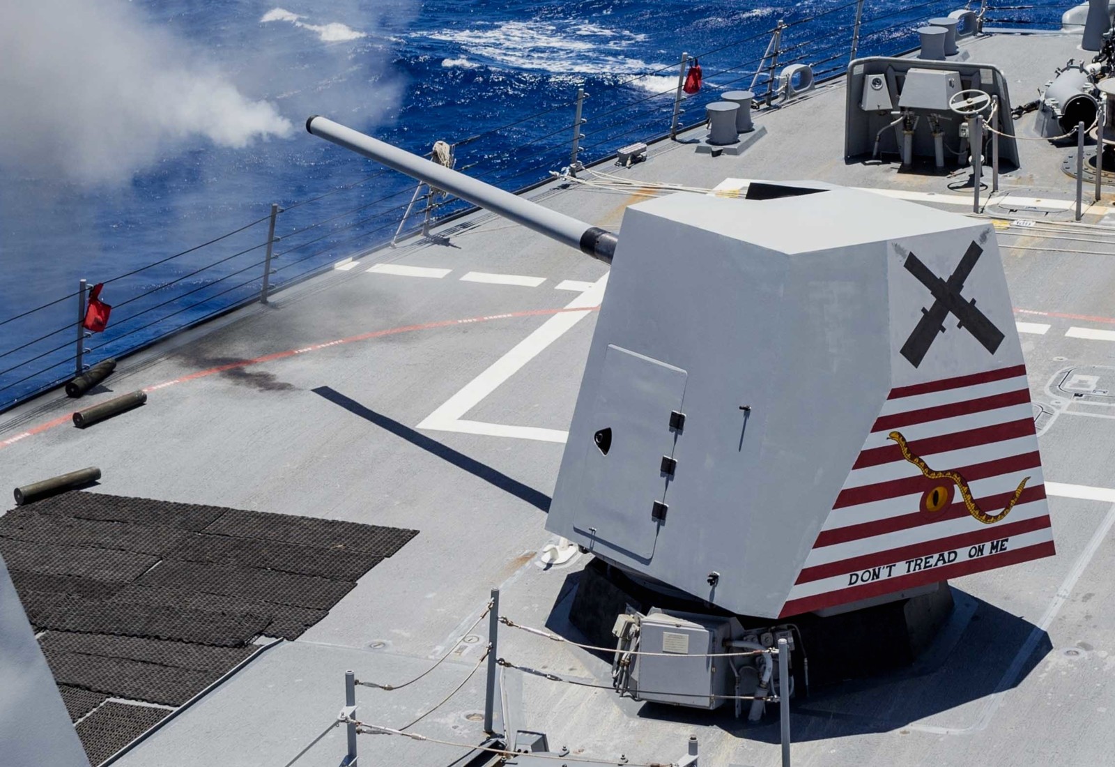 ddg-110 uss william p. lawrence arleigh burke class guided missile destroyer aegis us navy mk.45 gun fire 24