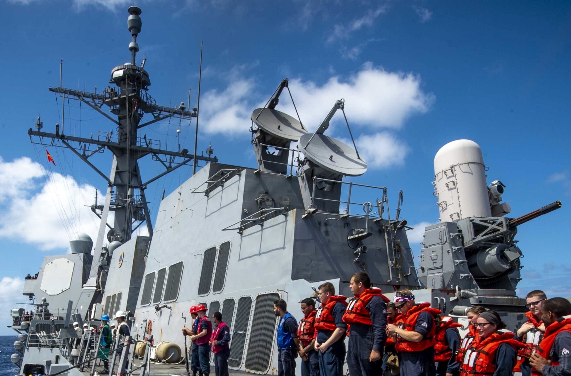 ddg-110 uss william p. lawrence arleigh burke class guided missile destroyer aegis us navy philippine sea 55